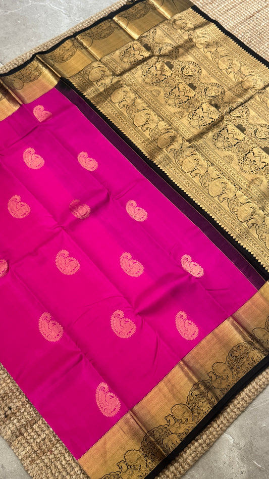 KANJIVARAM PURE SILK HANDLOOM SAREE in Pink with contrasting Black border