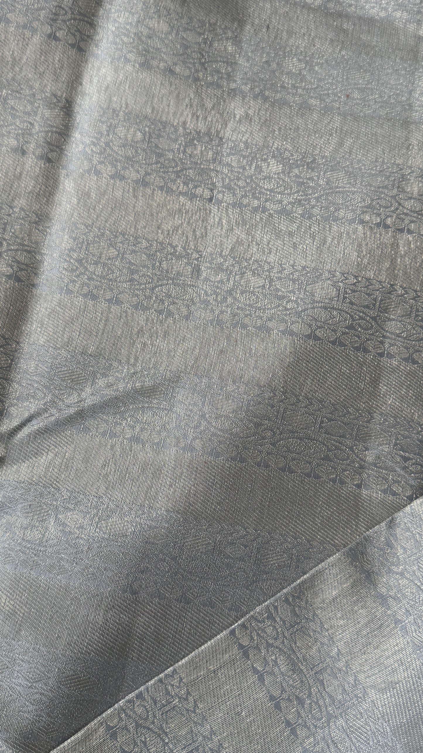 Pure Kanchivaram Silk Saree – Silver Grey Elegance Woven in Tradition
