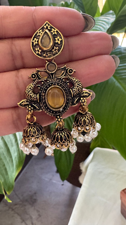 Gorgeous Designer Hangings Set - Light Yellow Stone