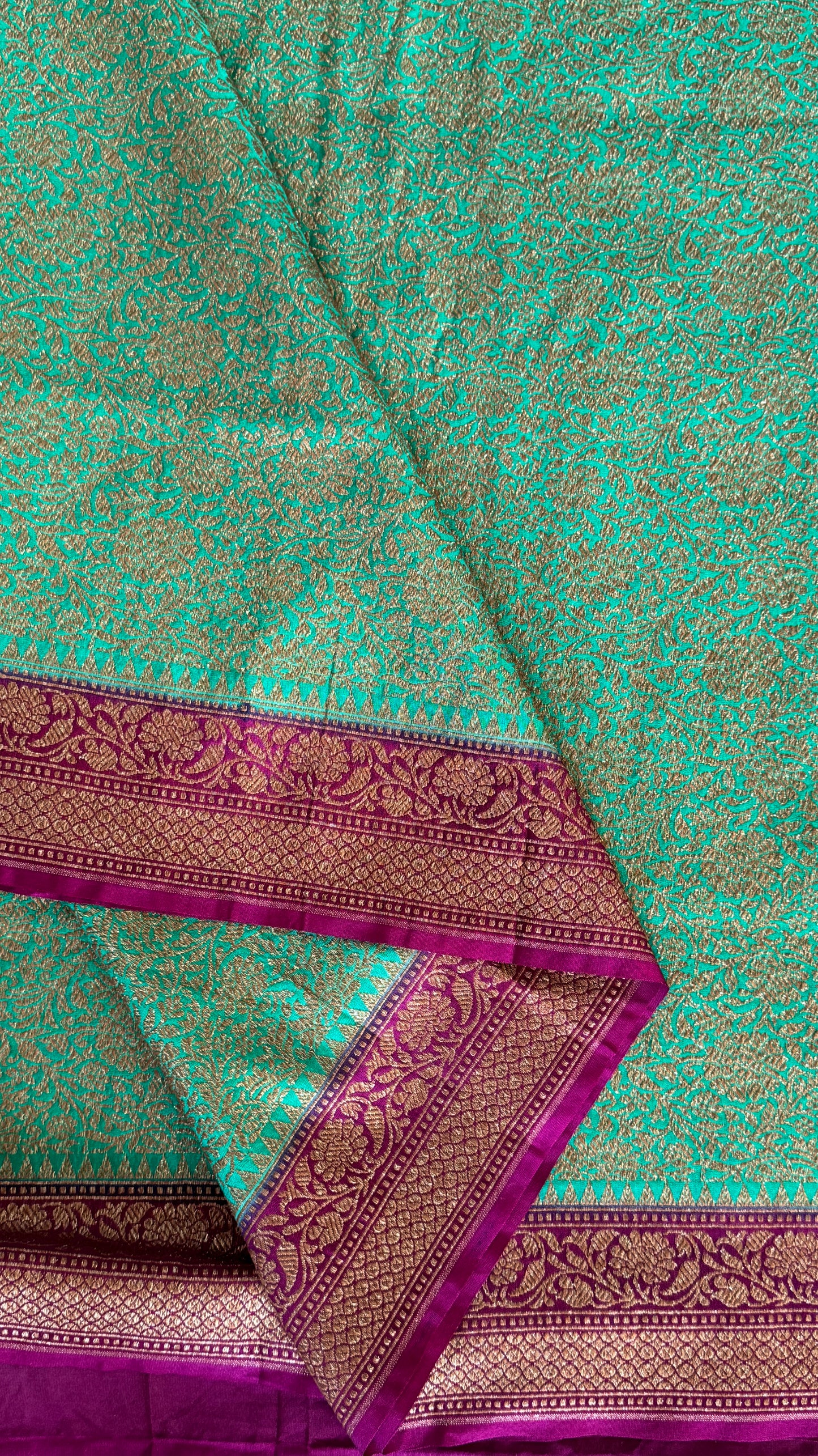Raw Banarasi Handloom – Rama green with Wine