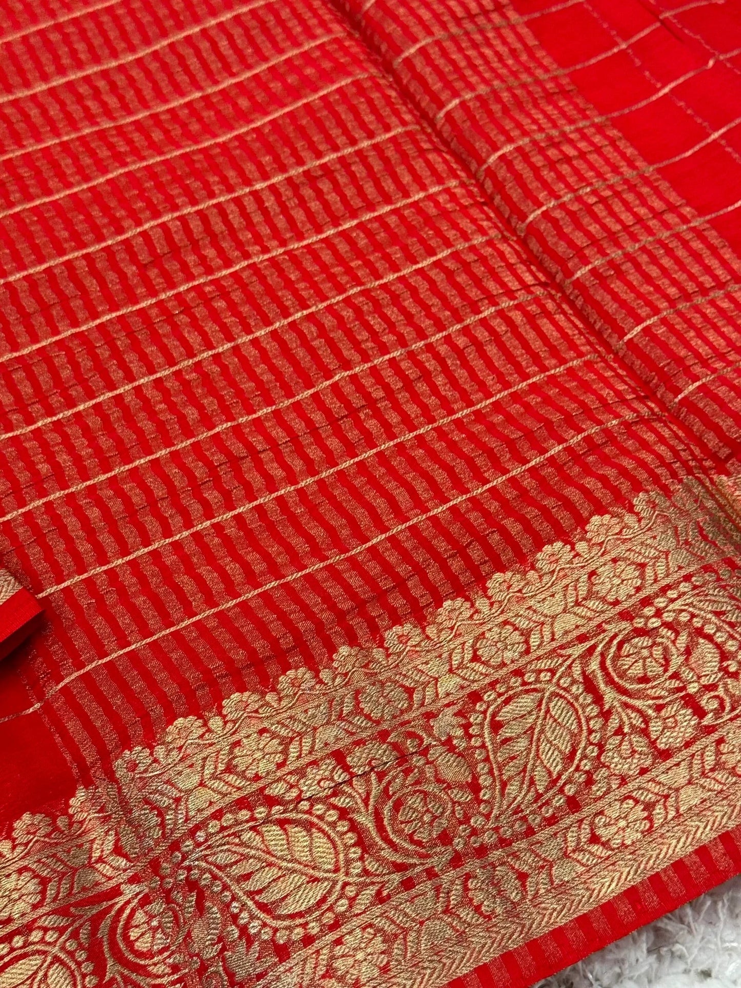 Georgette Silk Checkered Saree β RED