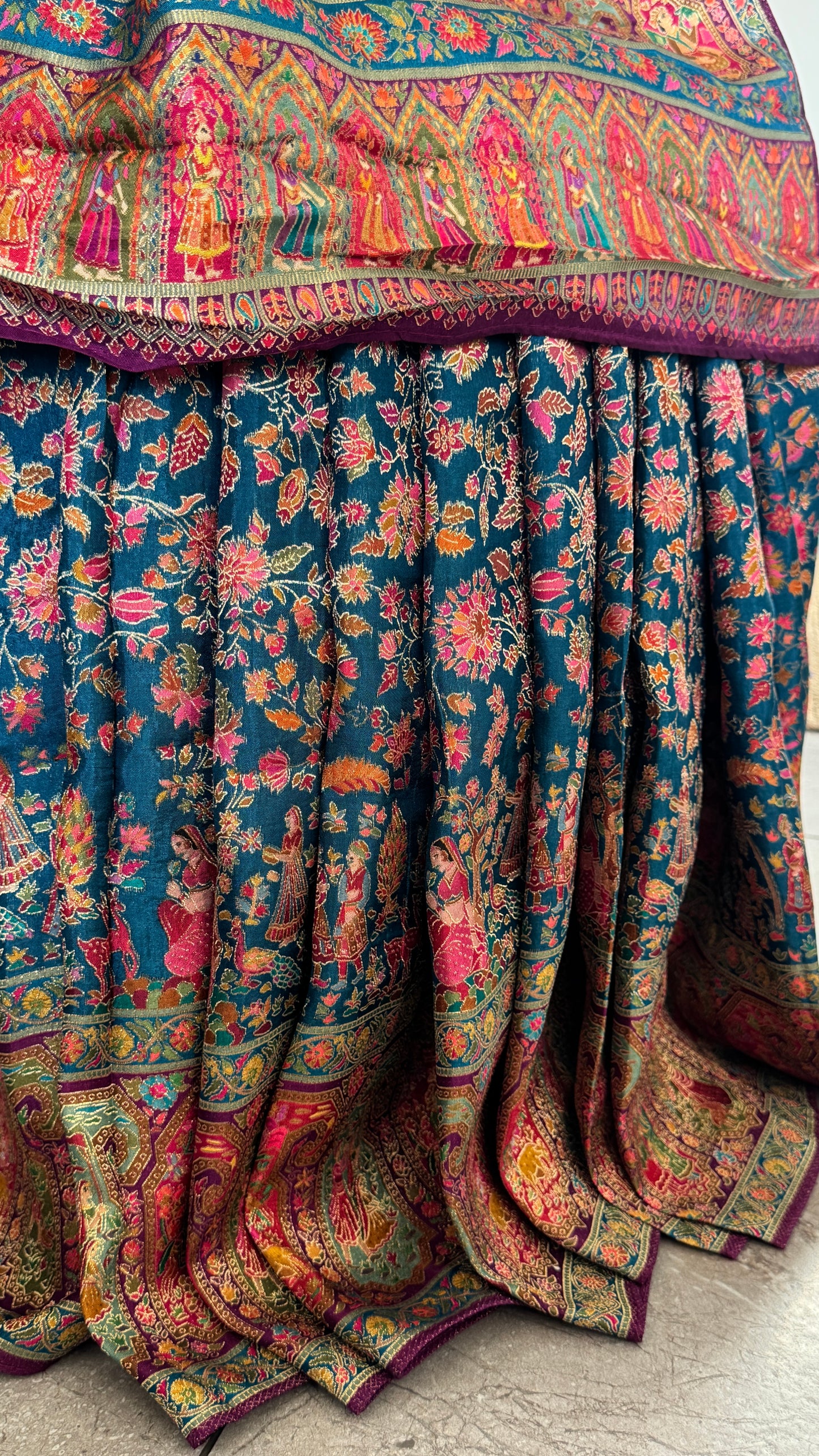 A Kashmiri Pashmina Banarasi Handwoven Storytelling Sarees - Teal