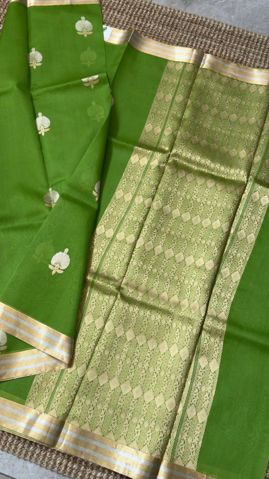 Kora Banaras Organza Pure Silk Saree - Parrot Green