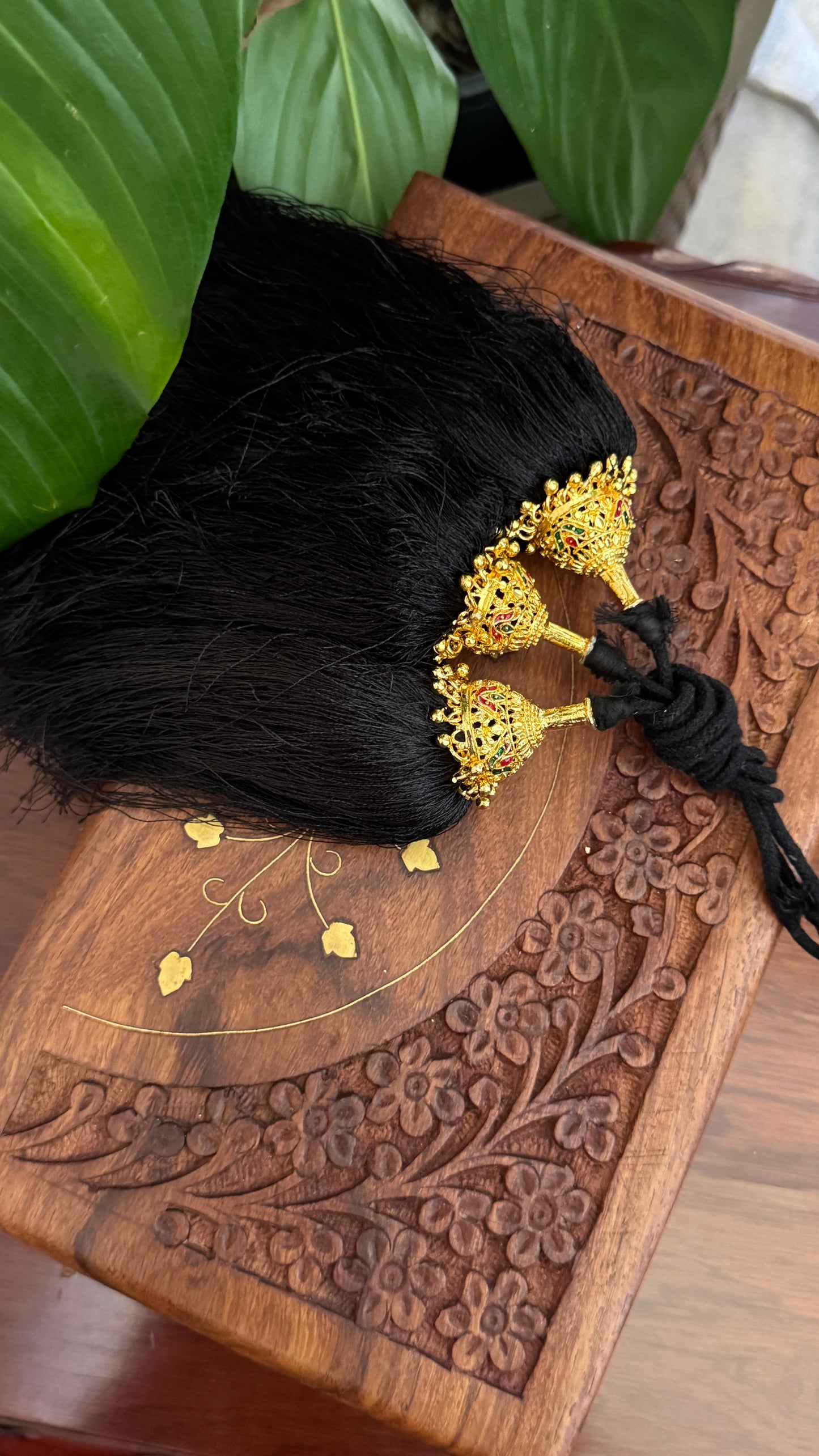 Jada Kuchulu – Gold covering