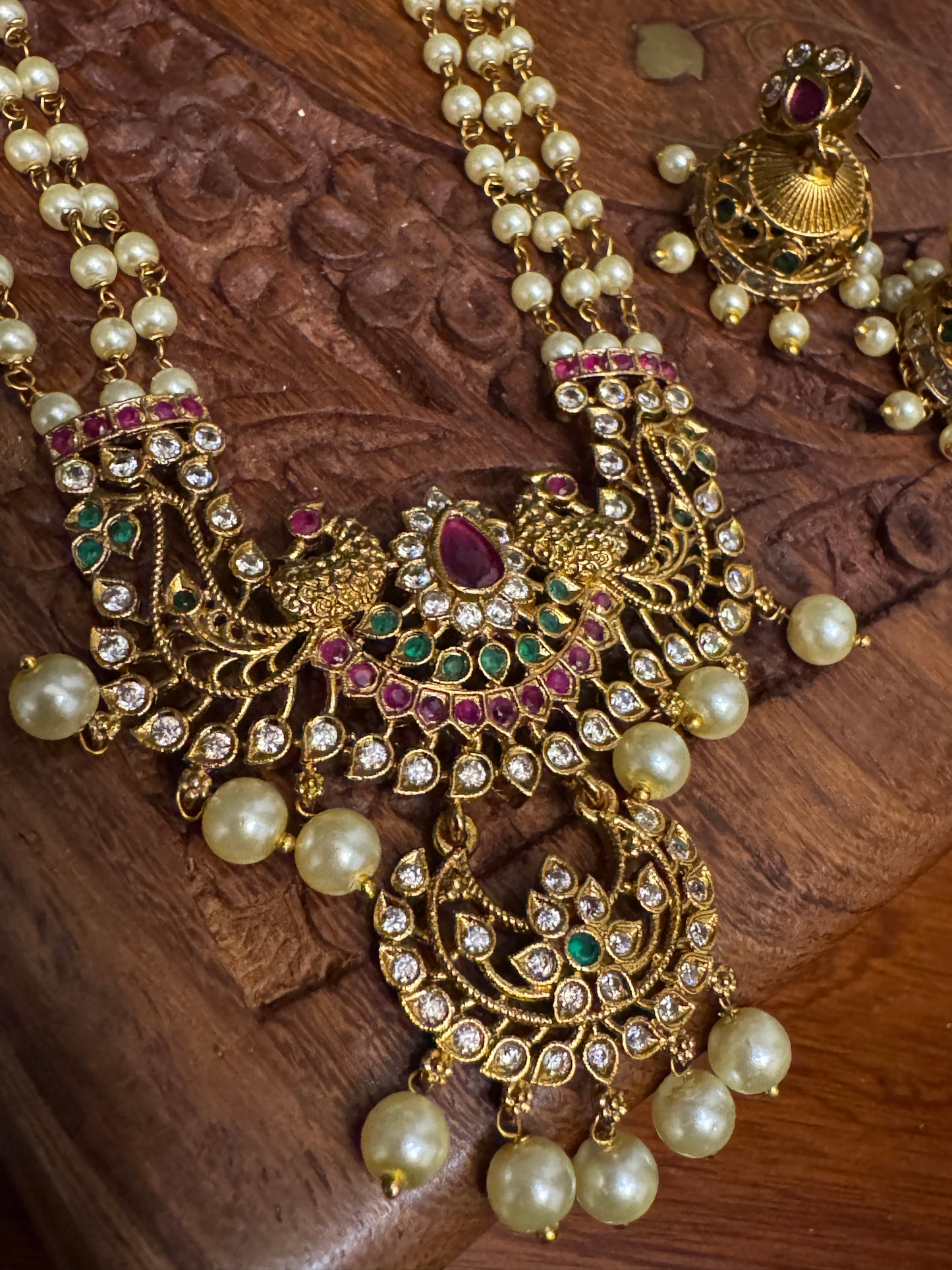 Pearl Temple Jewellery Set – Long Haar with Ruby & Emerald Pendant and Small Jhumkas