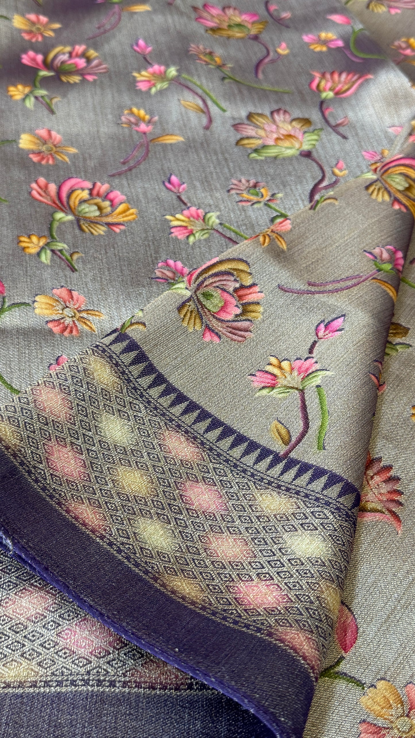 Exclusive - A Soft Tissue Banarasi Handwoven Sarees with floral prints - Gold & Lavender