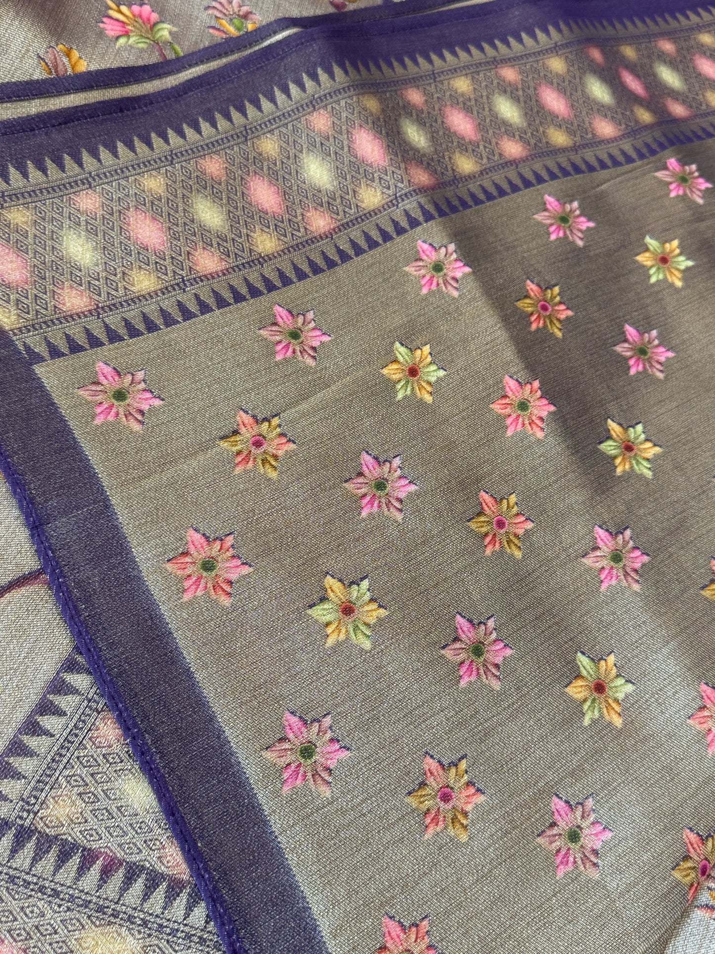 Exclusive - A Soft Tissue Banarasi Handwoven Sarees with floral prints - Gold & Lavender