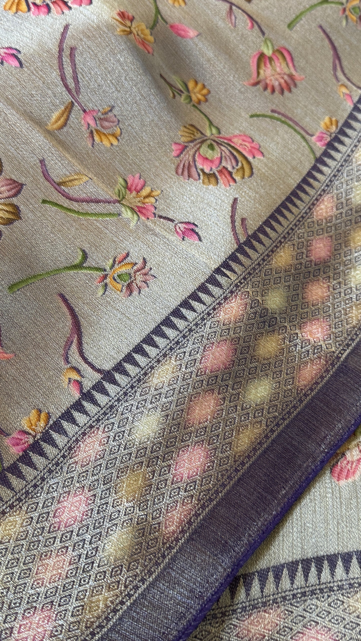 Exclusive - A Soft Tissue Banarasi Handwoven Sarees with floral prints - Gold & Lavender
