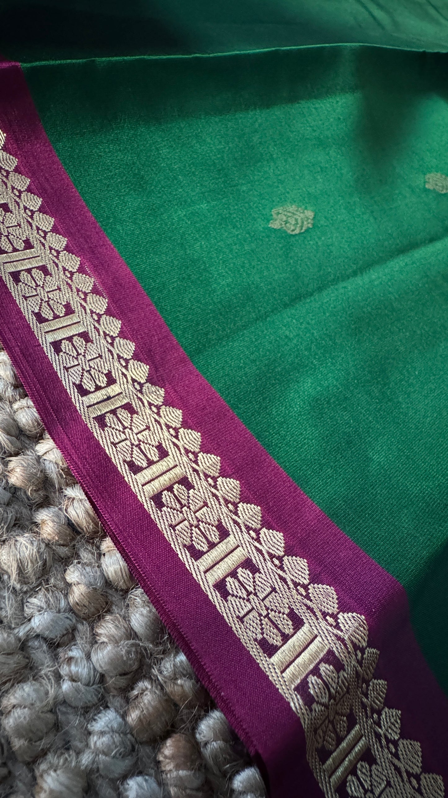 KANJIVARAM PURE SILK HANDLOOM SAREE in Bottle Green and Purple Elegance