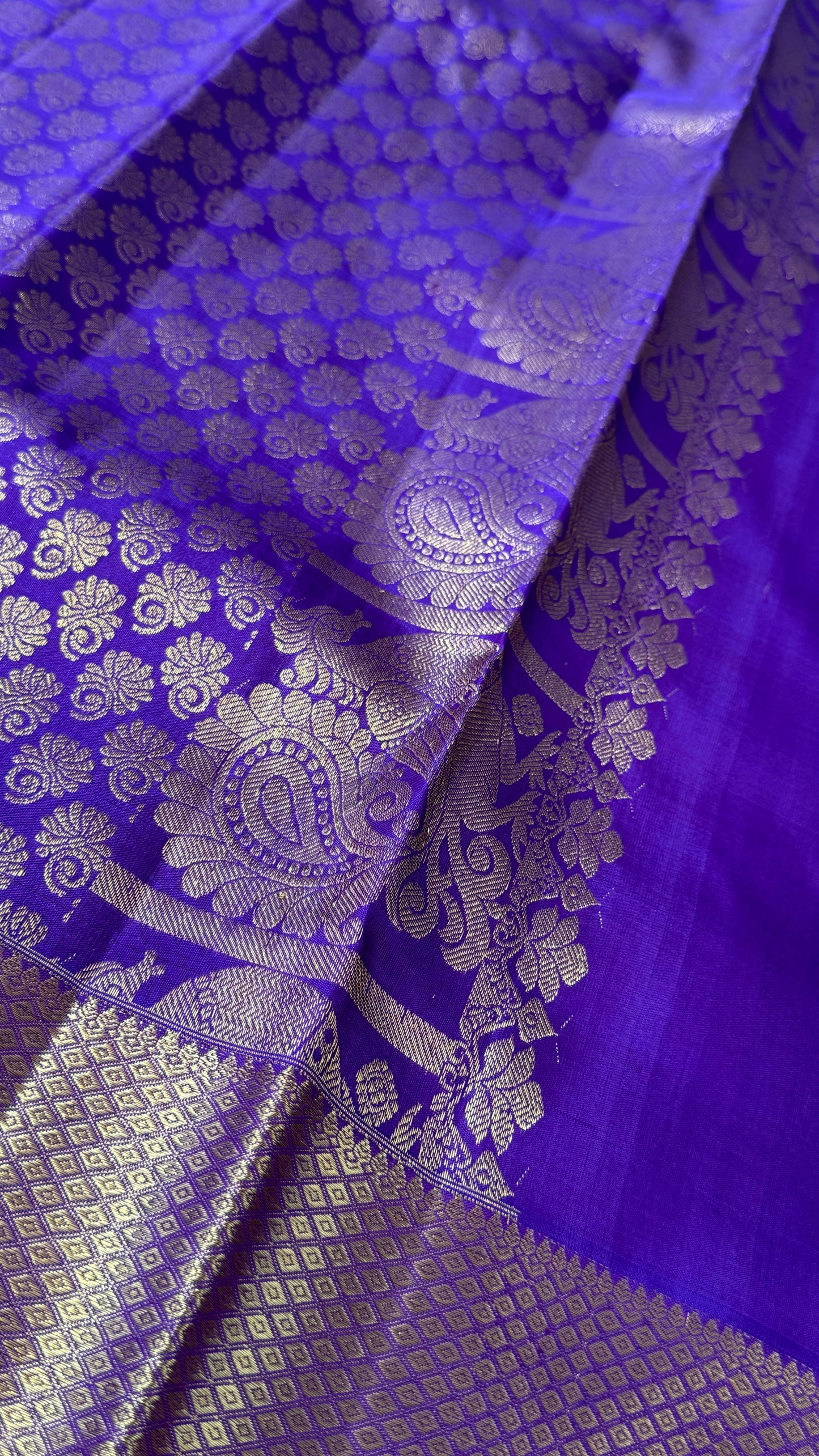 KANJIVARAM PURE SILK HANDLOOM SAREE – AQUAMARINE & PURPLE WITH MANGO AND PEACOCK MOTIFS