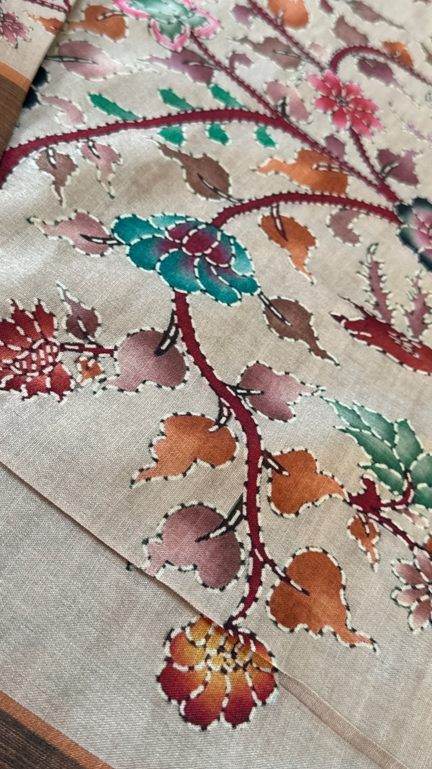 HANDLOOM SOFT RAW SILK KALAMKARI EMBROIDERED SAREE – GREY