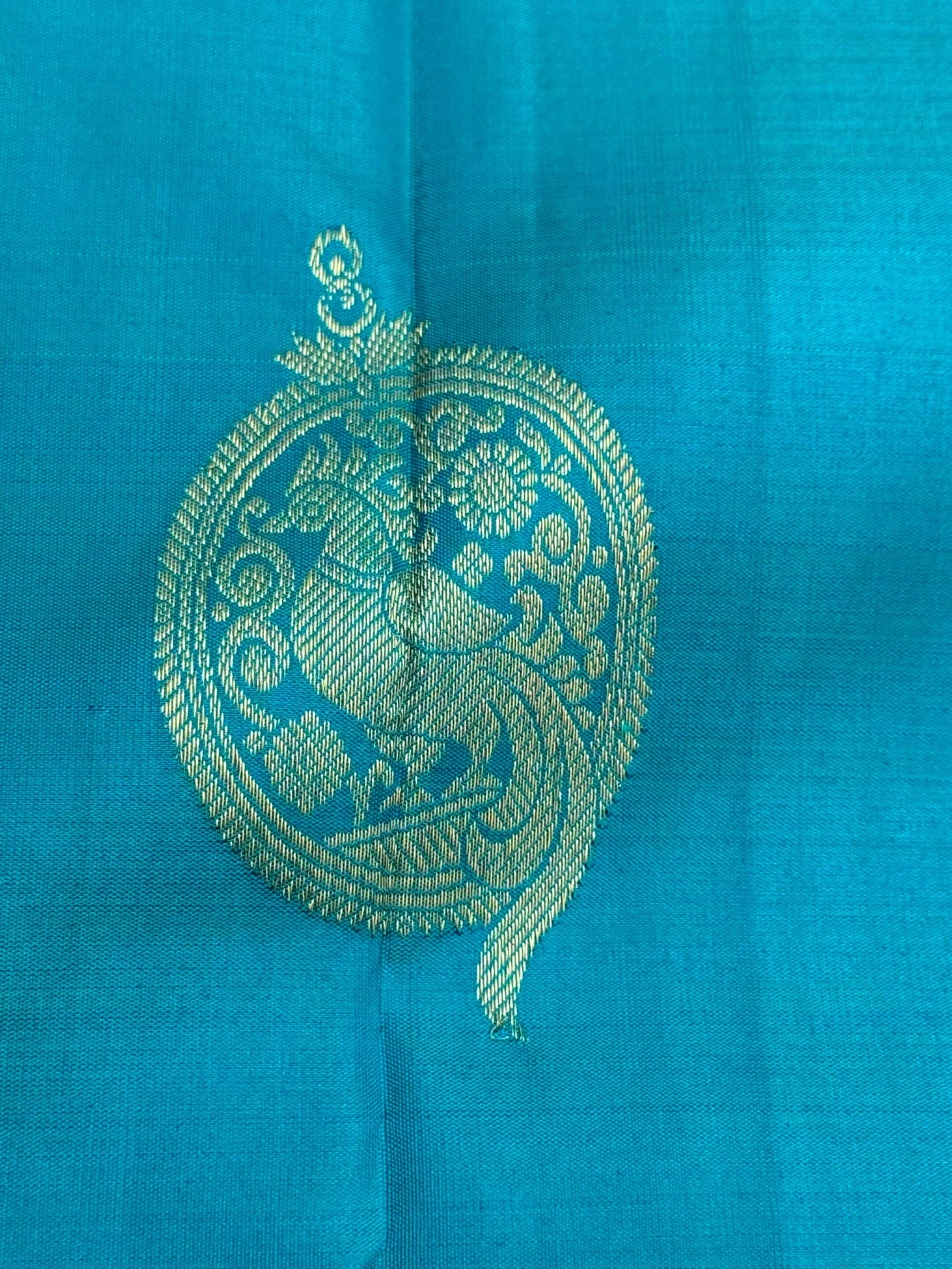 KANJIVARAM PURE SILK SAREE in Rama Blue and contrast Pink border