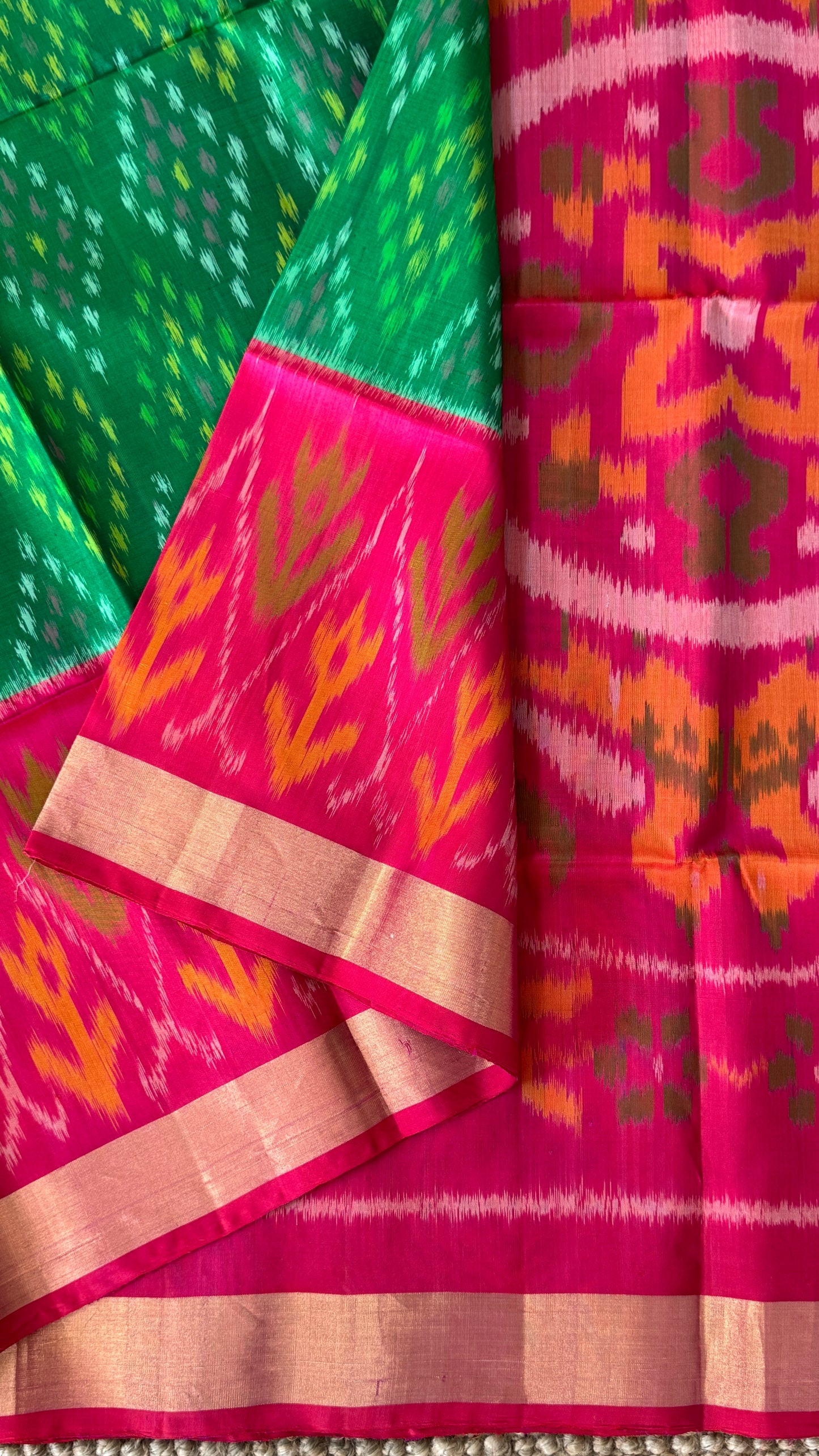 PURE SOFT SILK HANDLOOM SAREE – BOTTLE GREEN WITH PINK BORDER