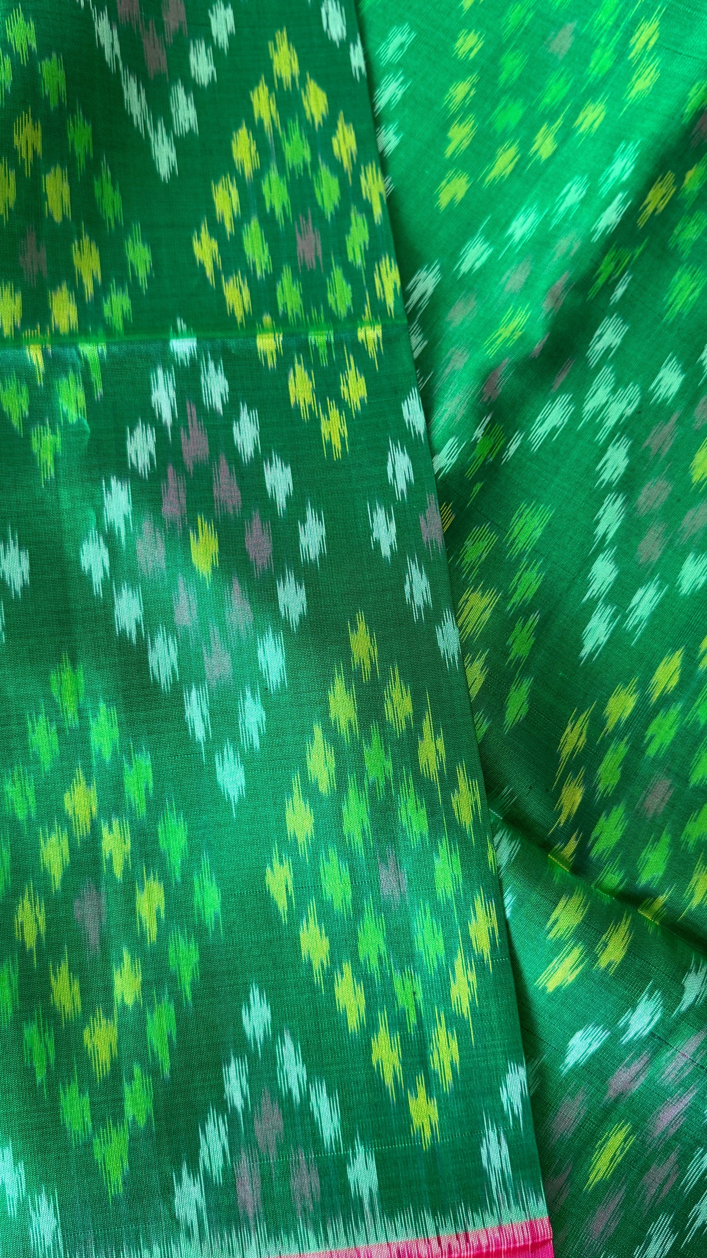 PURE SOFT SILK HANDLOOM SAREE – BOTTLE GREEN WITH PINK BORDER