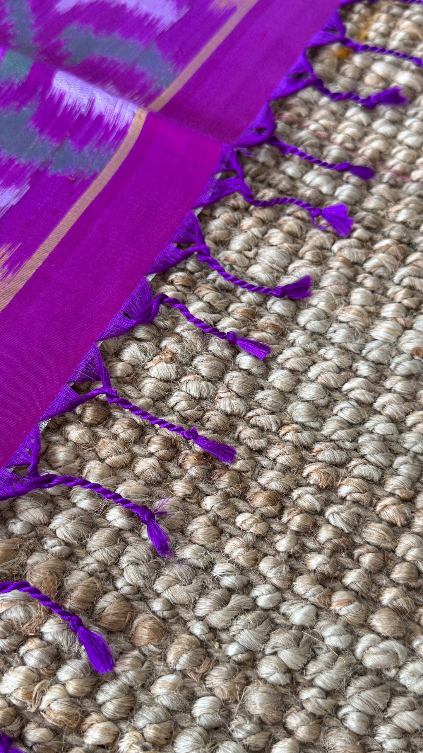 PURE SOFT SILK HANDLOOM SAREE – PARROT GREEN BODY WITH PURPLE PALLU & IKKAT DESIGN