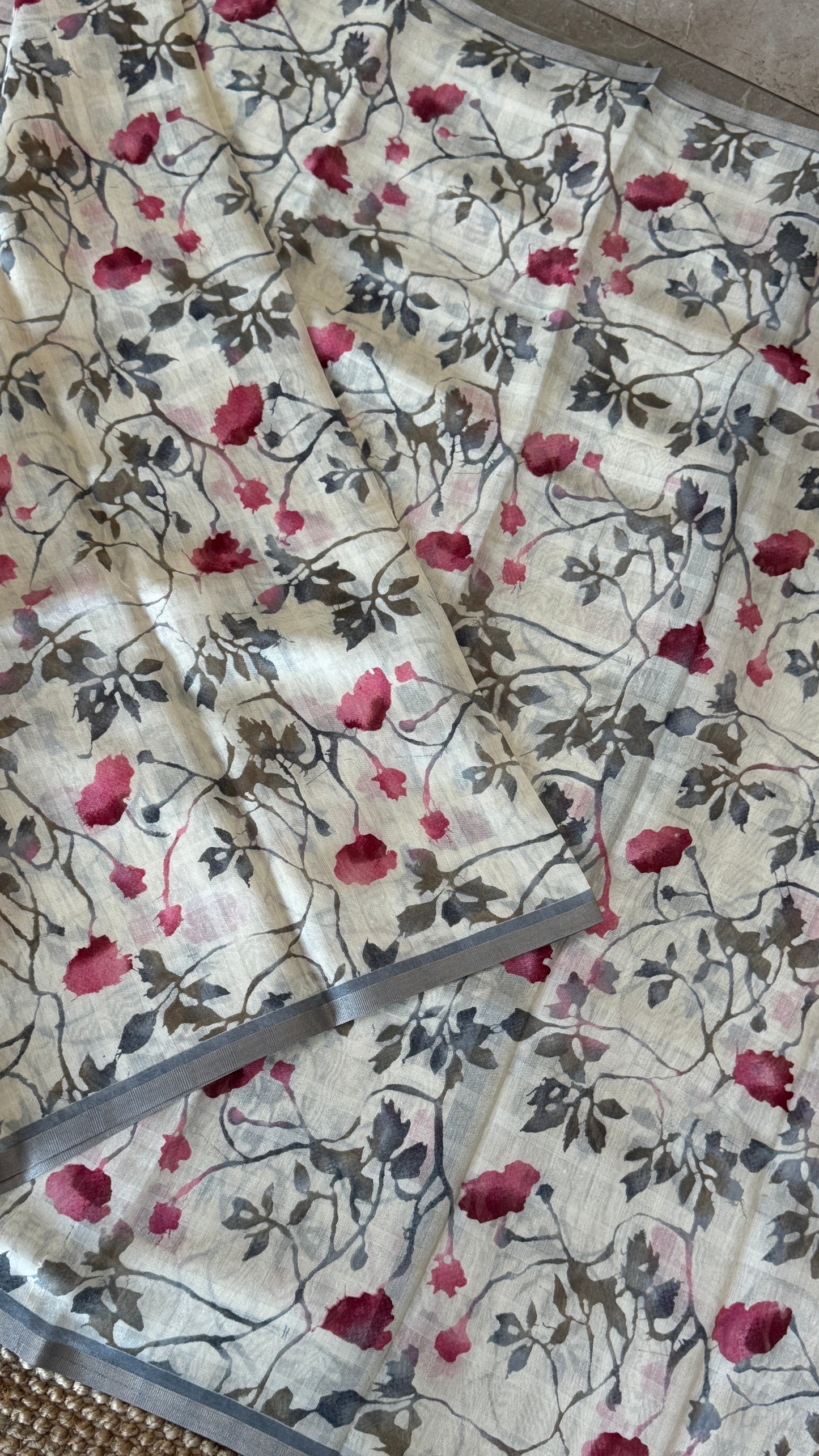 Floral Printed Soft Cotton Saree – Half White