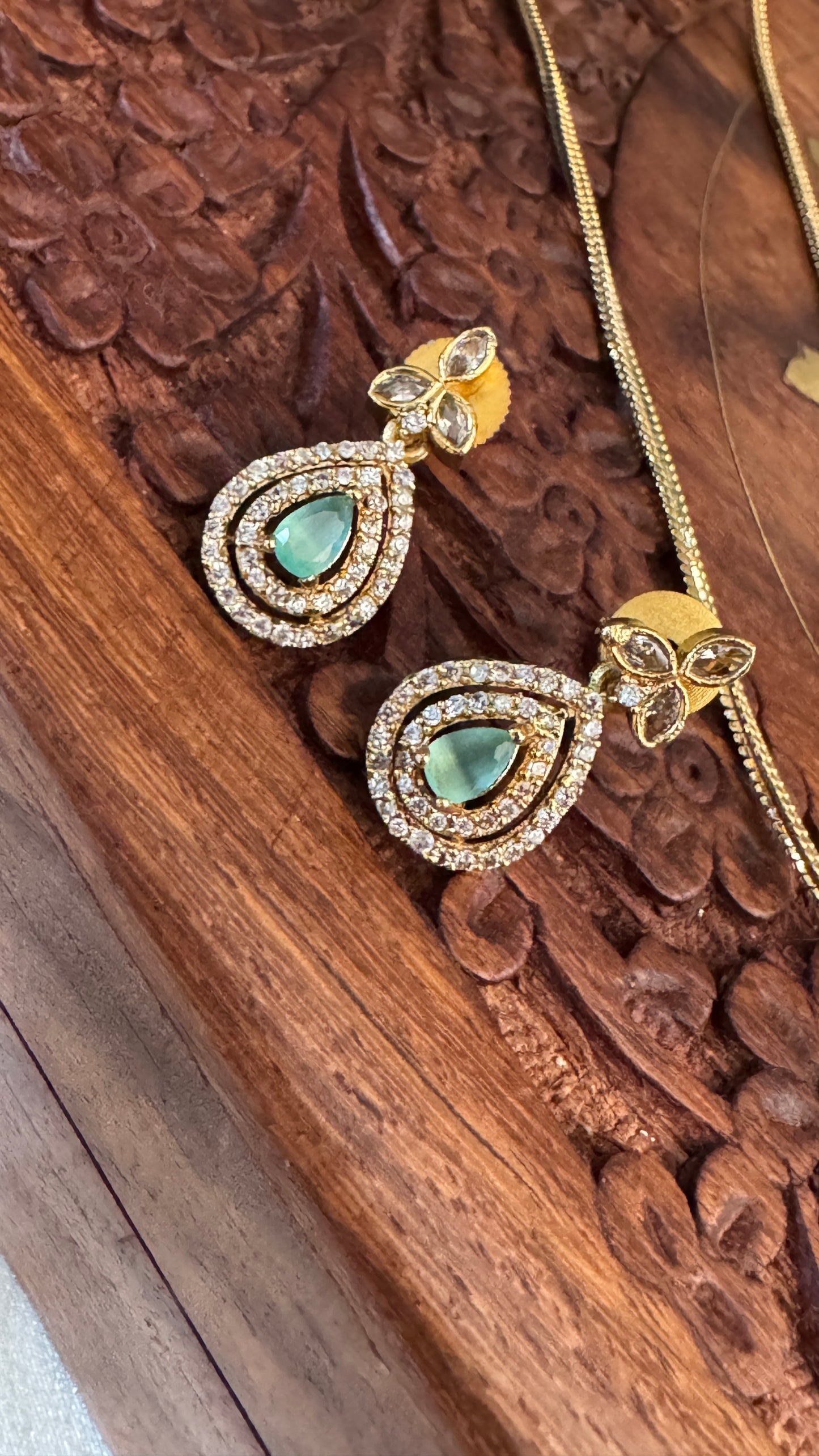 Simple Necklace Set with Mint Green Stone