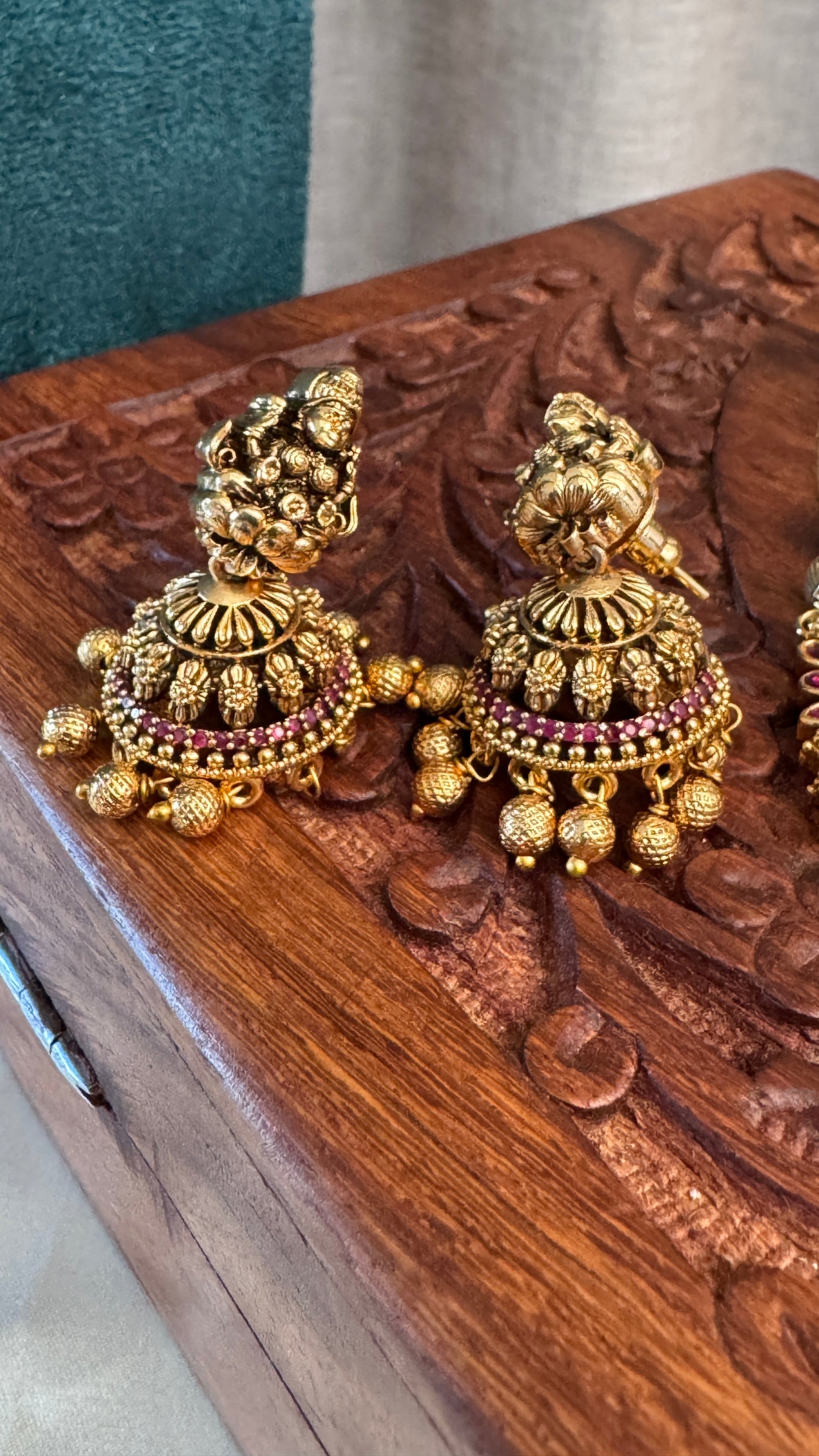 Unique Short Lakshmi Temple Necklace Jewellery Set with Jhumka