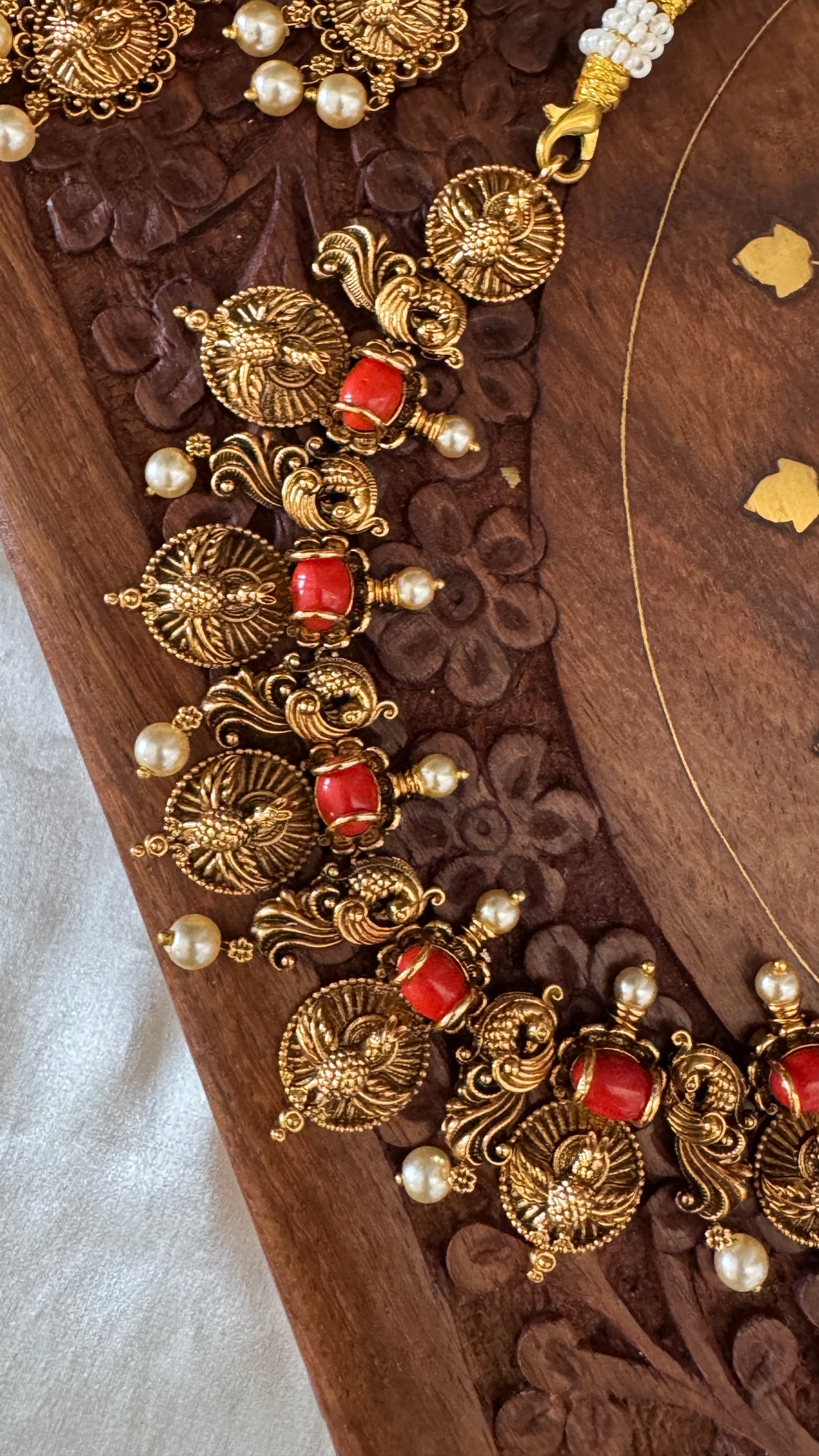 Antique Neckpiece with Earrings - Coral
