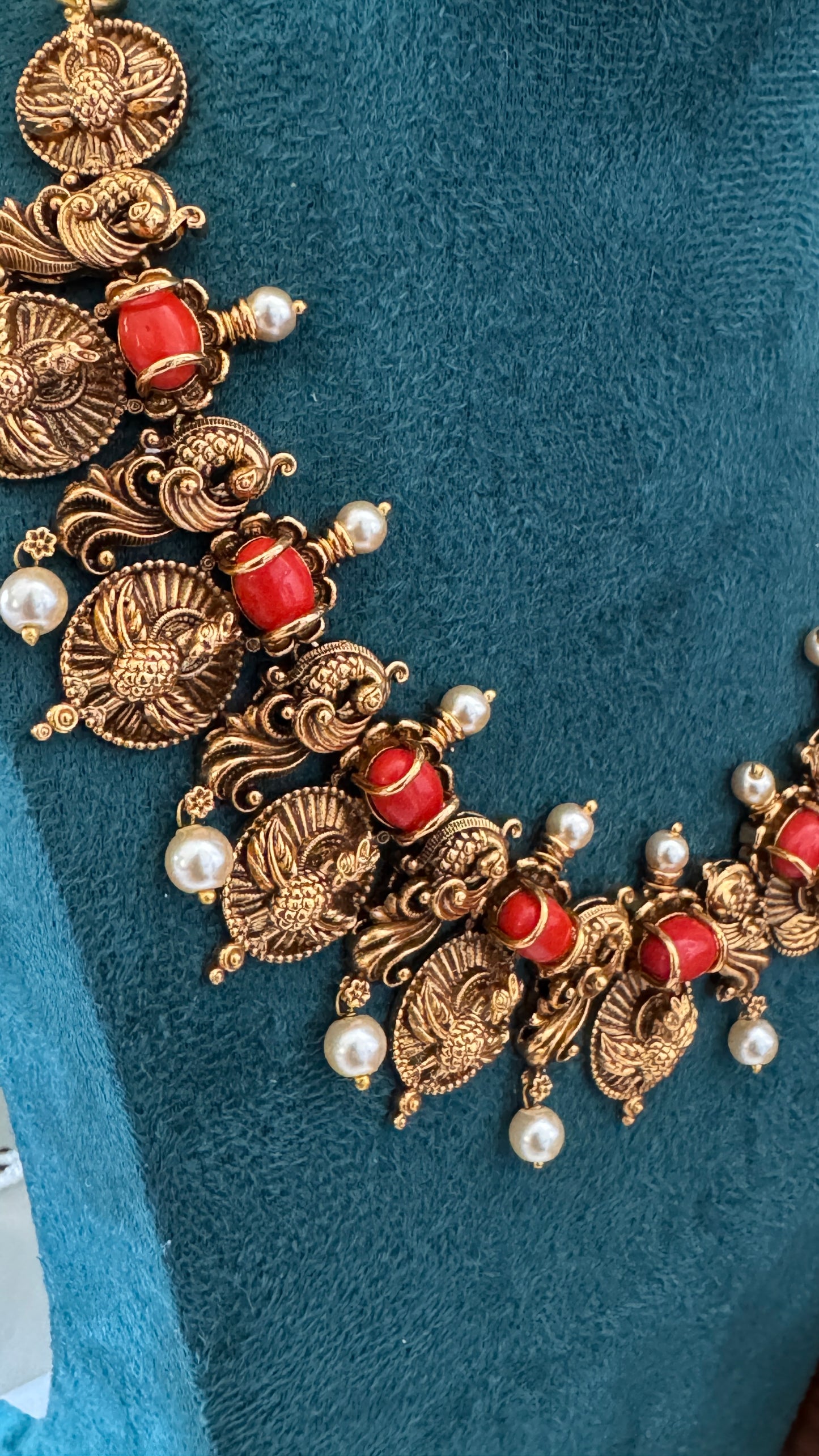 Antique Neckpiece with Earrings - Coral