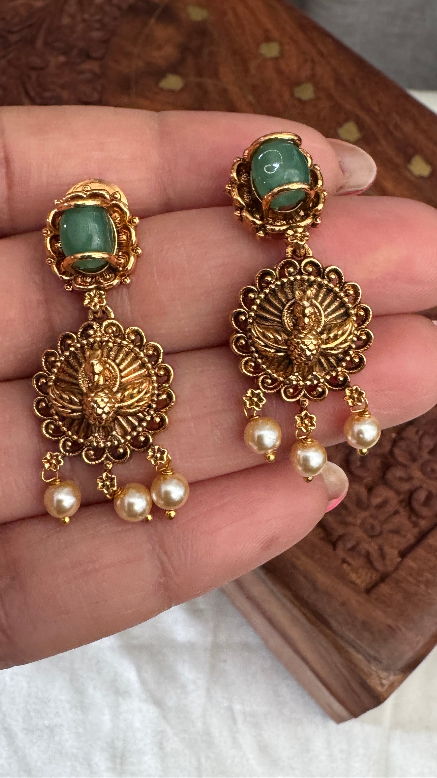 Antique Neckpiece with Earrings