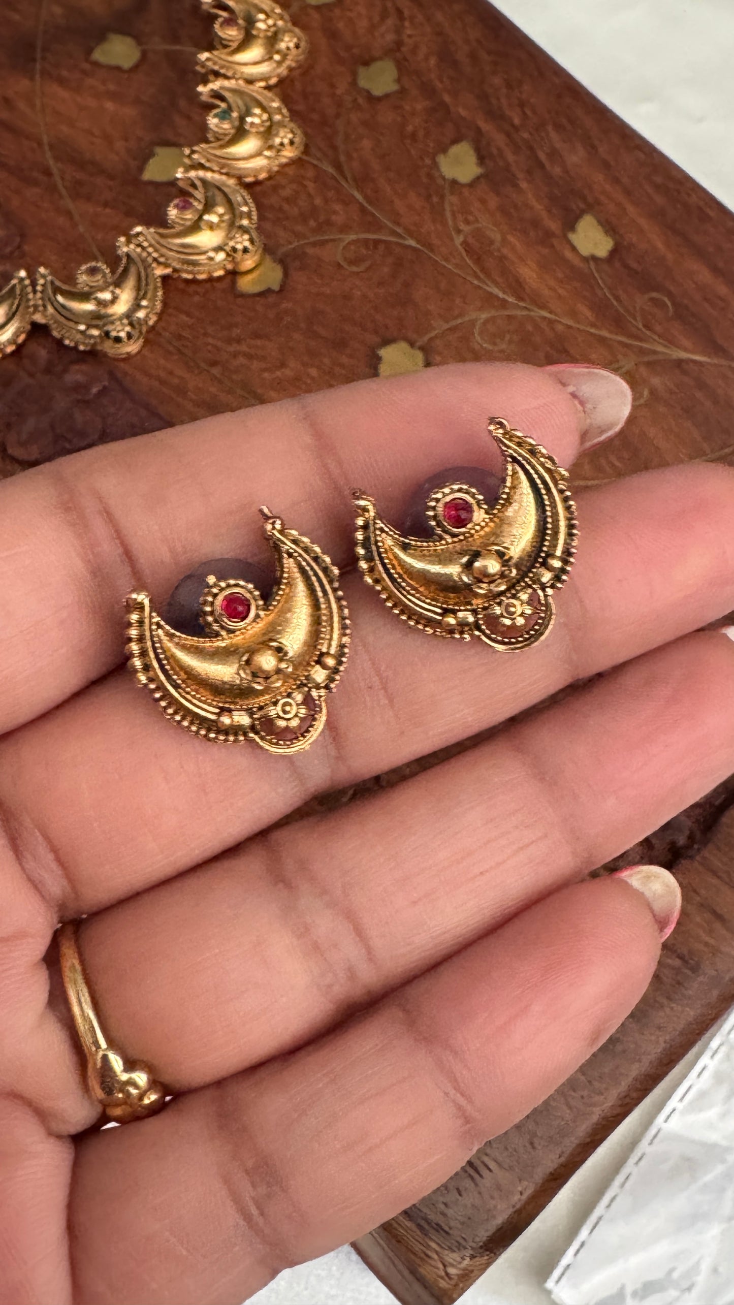 Gold-Toned Crescent Motif Choker Necklace Set