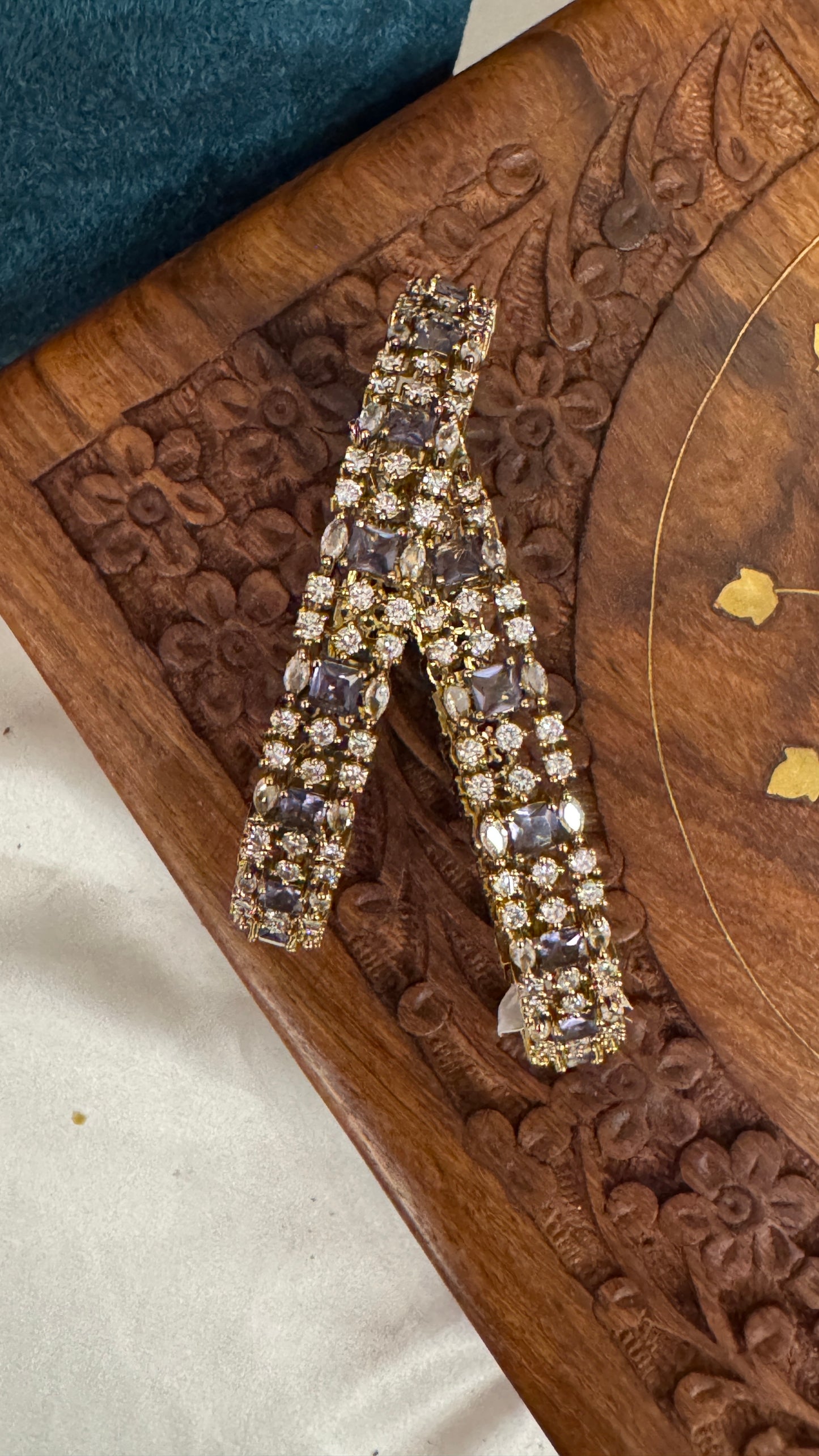 Antique gold plated Victorian Stone Bangle Set - Lavender Stones