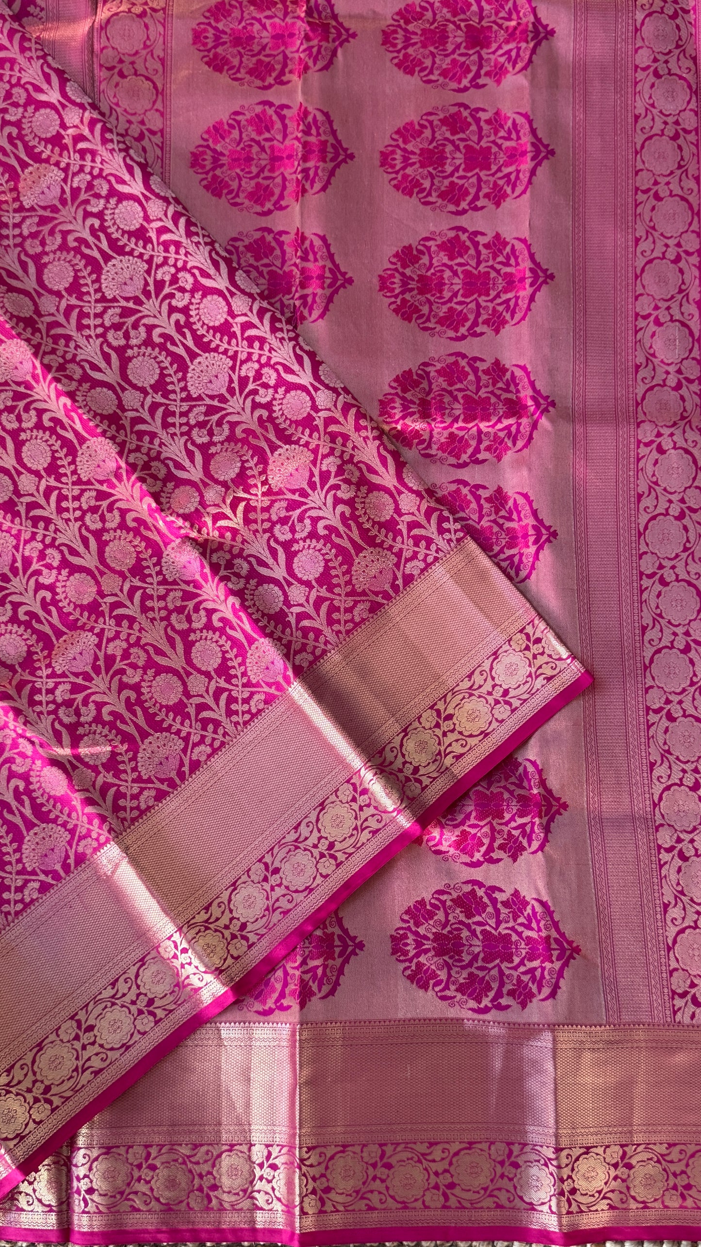 Pure Kanchivaram Silk Saree – Exquisite Pink with Gold Zari Brocade Weaving
