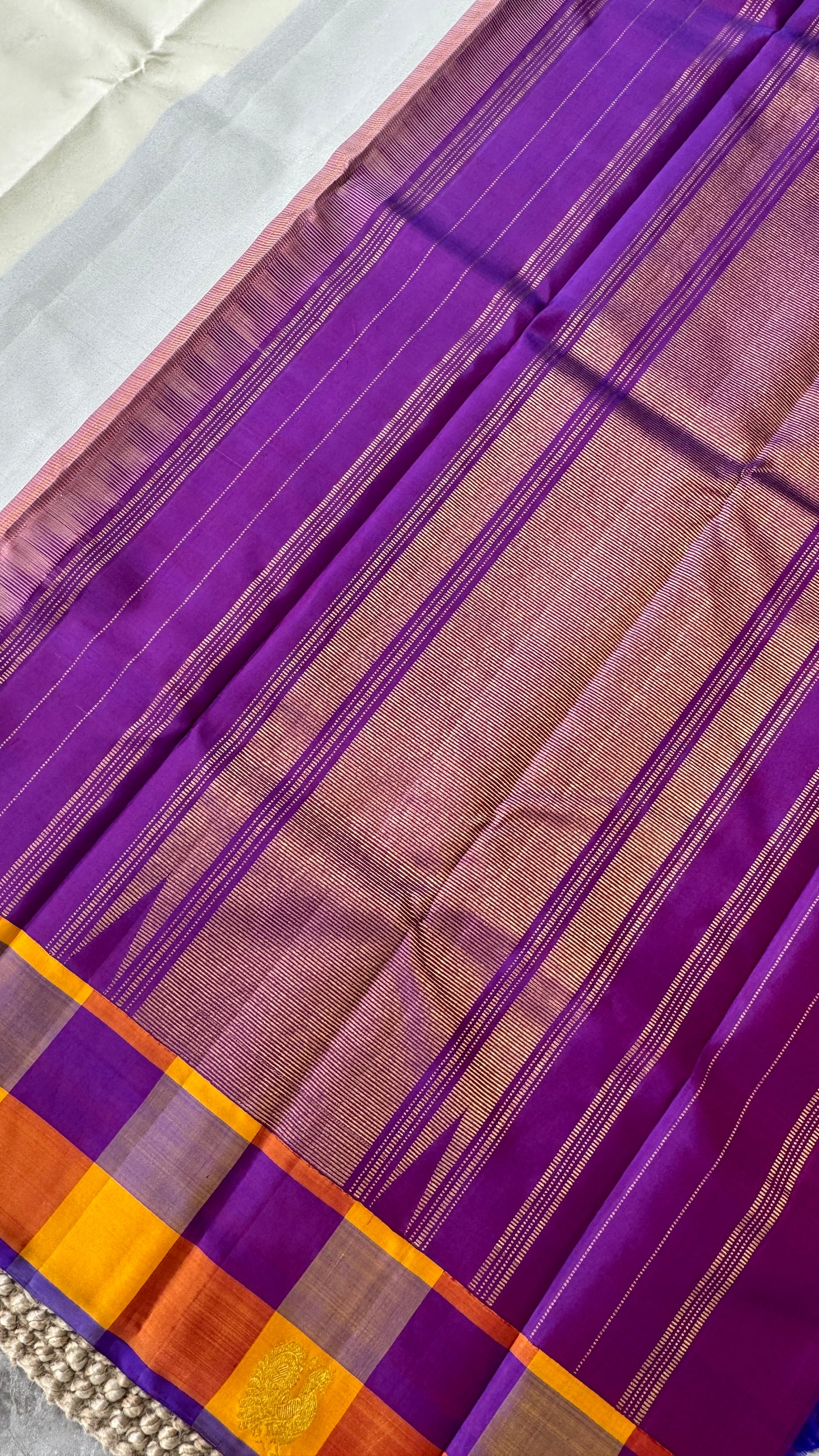 KANJIVARAM PURE SILK HANDLOOM SAREE – Half white with Multicolor Border