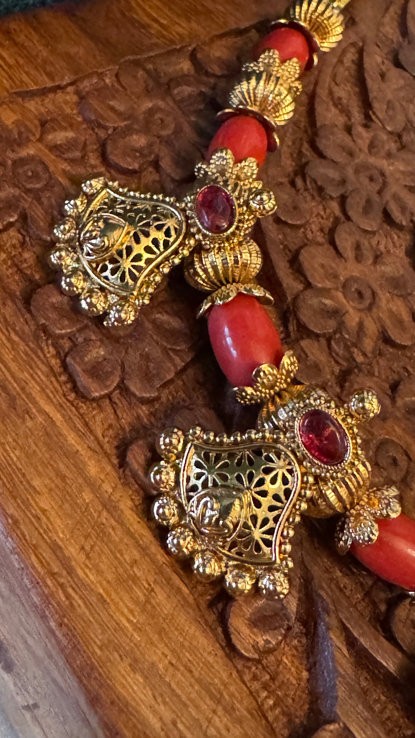 Antique Gold-Plated Temple Necklace Set - Coral Beads