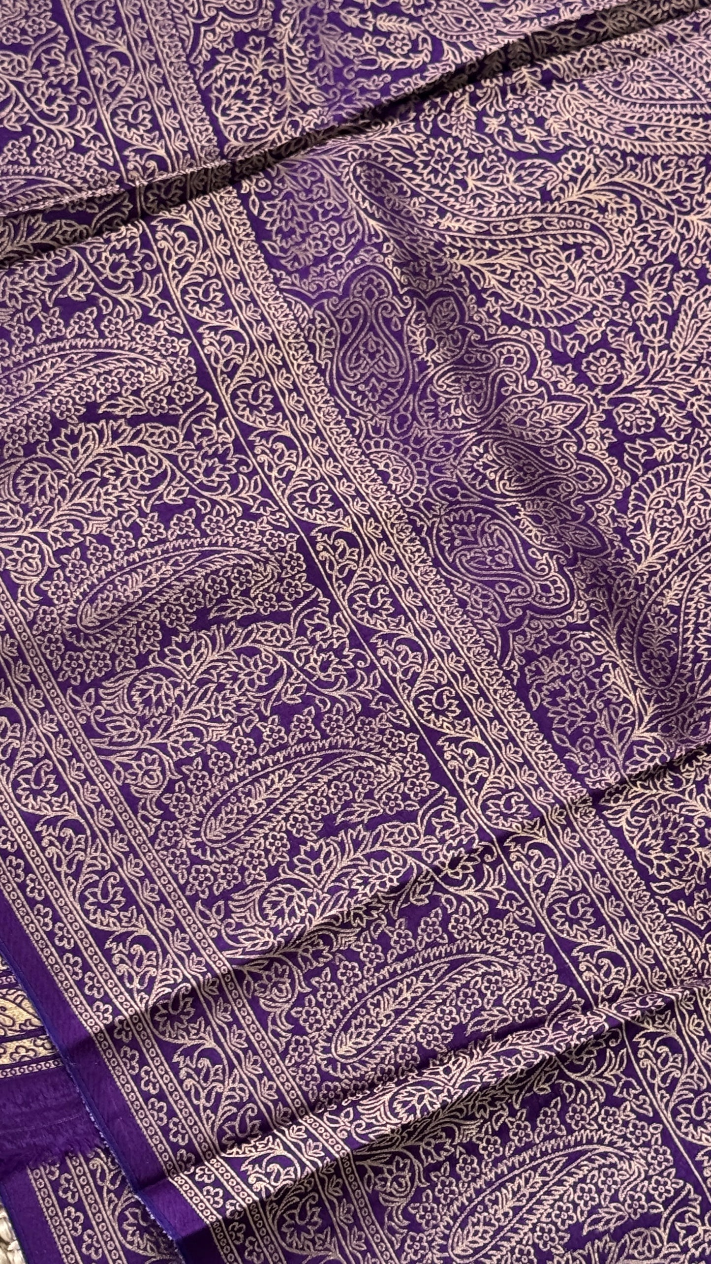 Pure Crepe silk saree – Purple with Rich Zari Weaving border