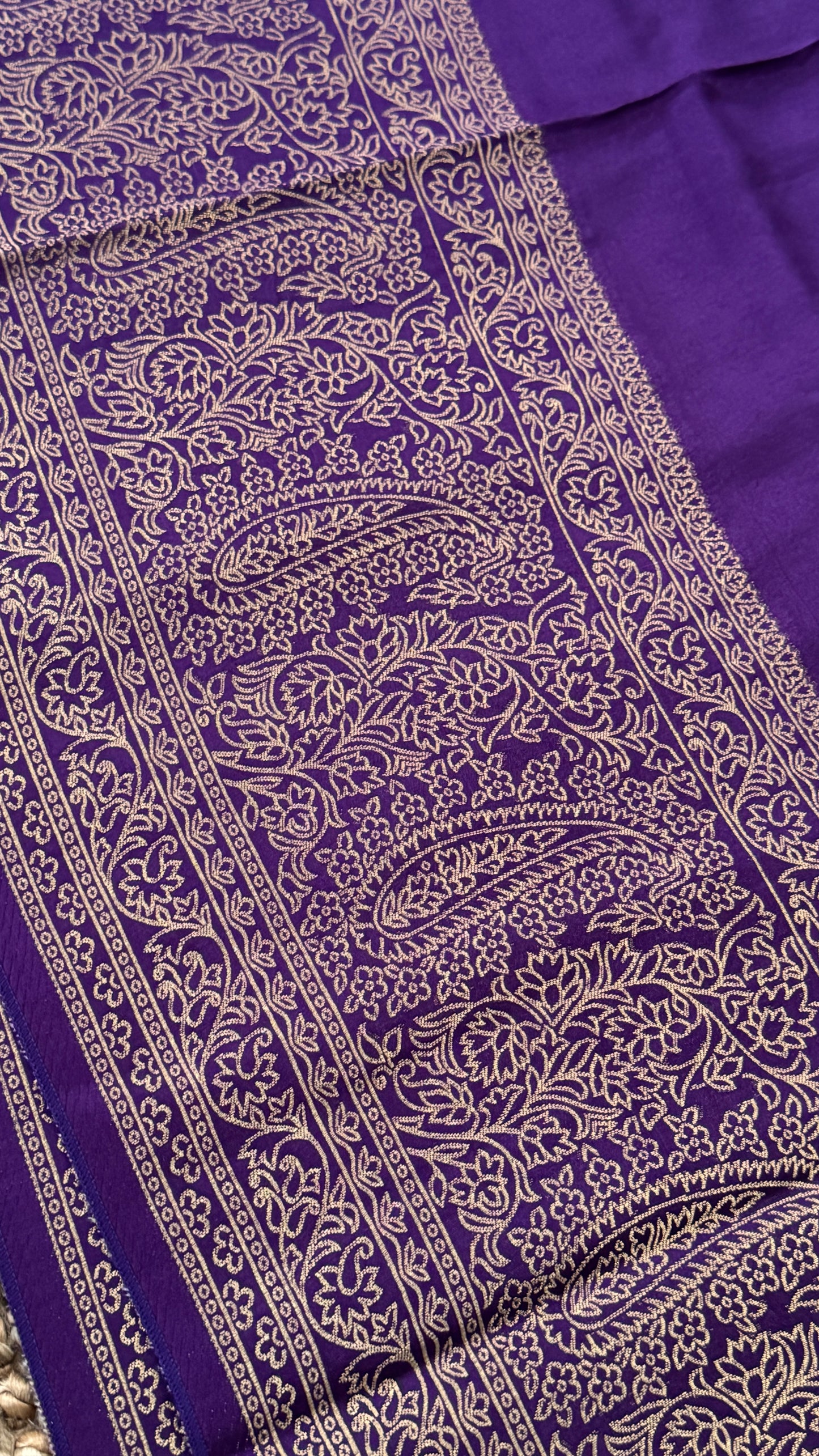 Pure Crepe silk saree – Purple with Rich Zari Weaving border