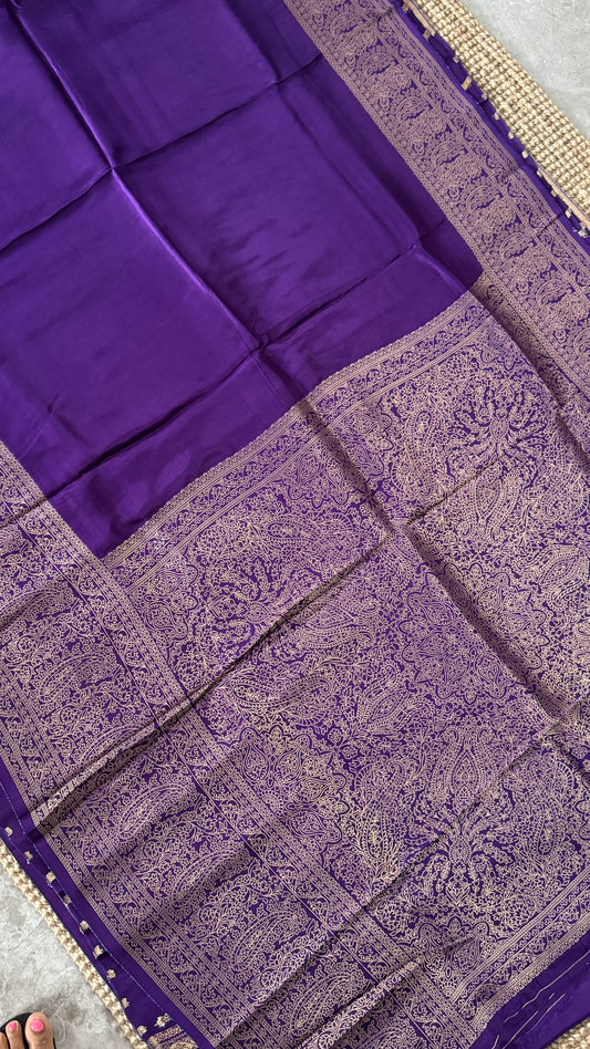 Pure Crepe silk saree β Purple with Rich Zari Weaving border