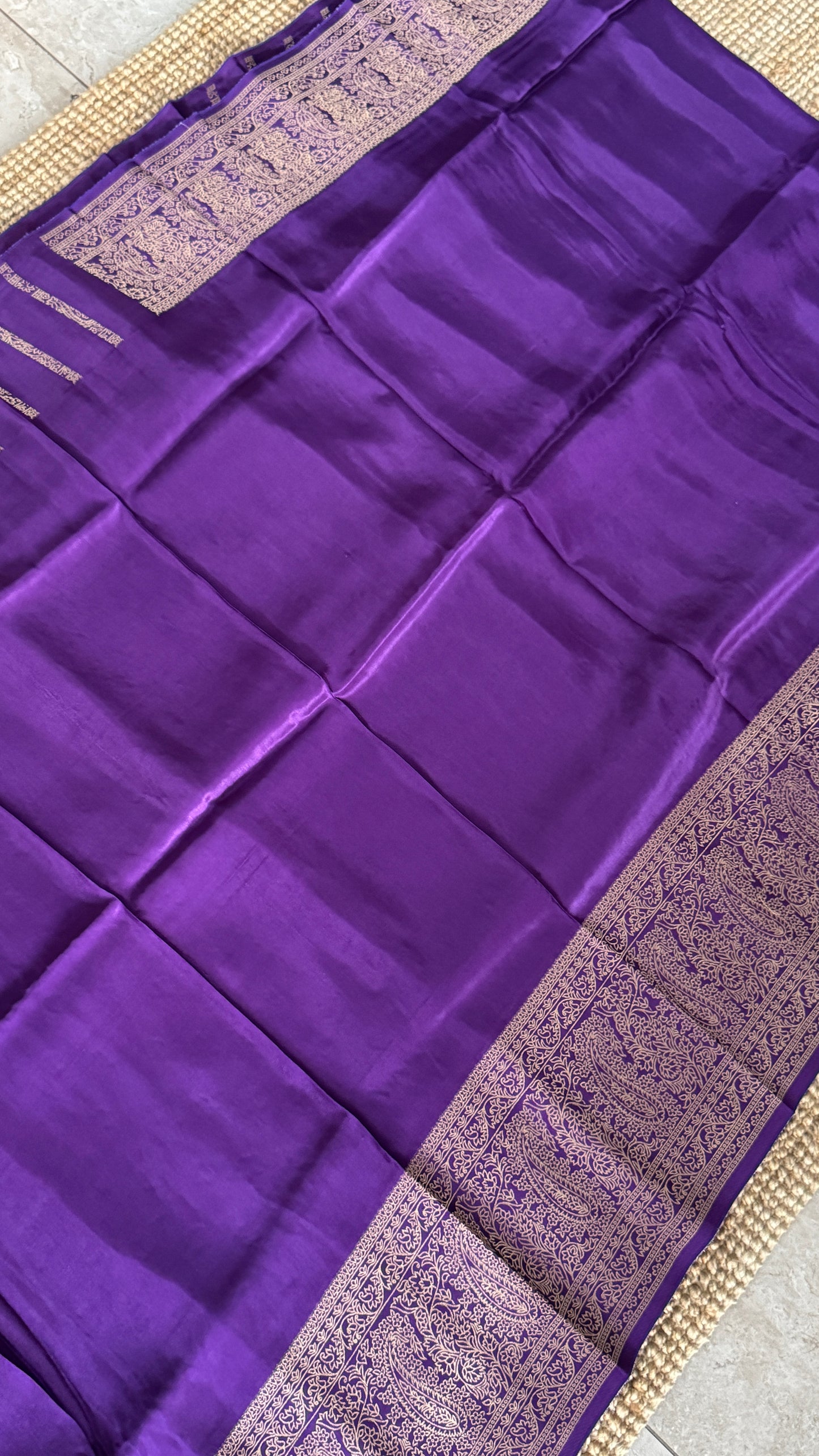 Pure Crepe silk saree – Purple with Rich Zari Weaving border
