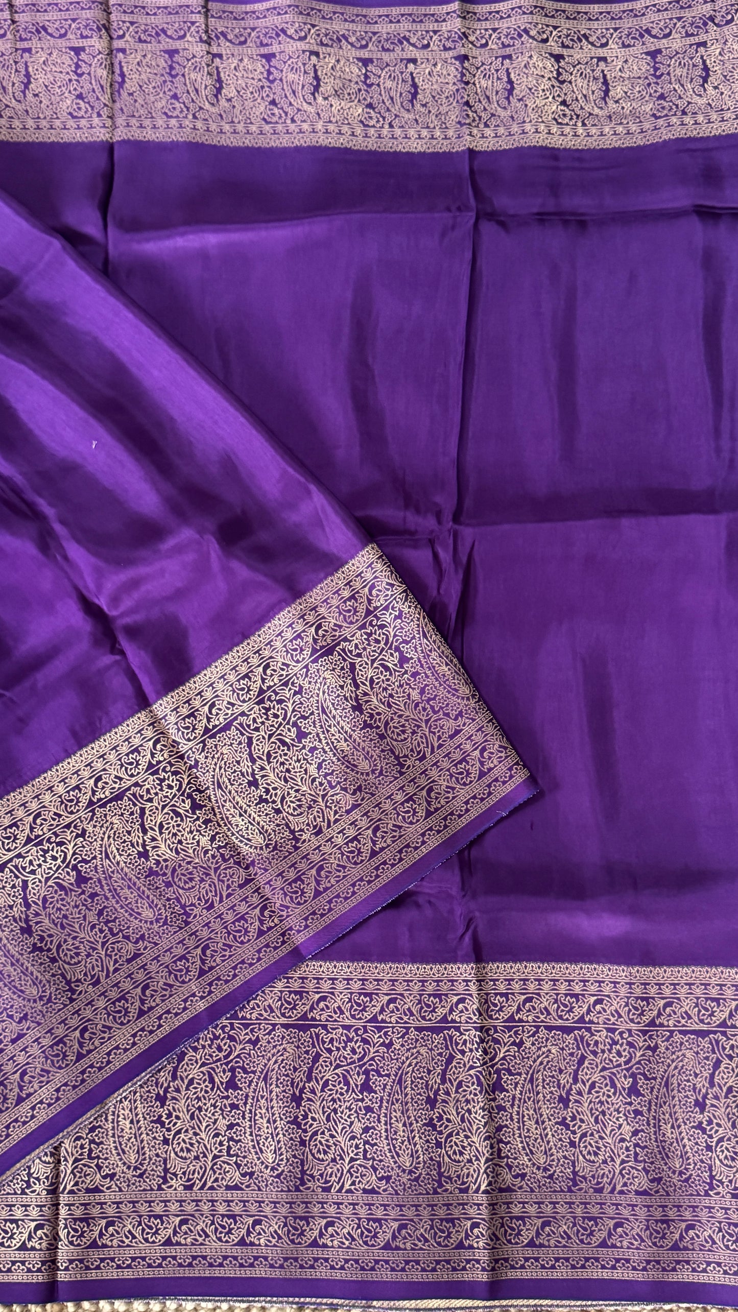 Pure Crepe silk saree – Purple with Rich Zari Weaving border