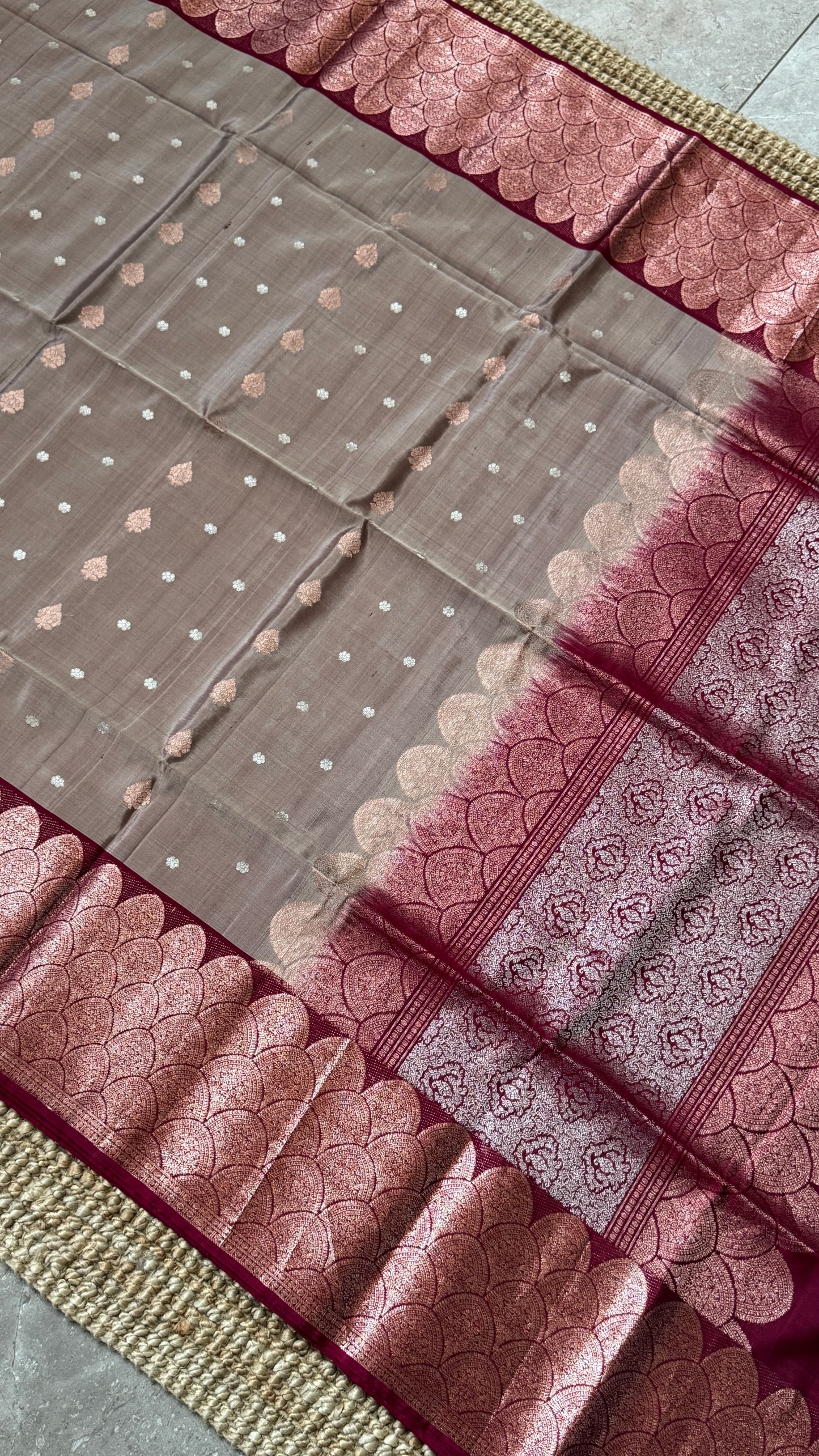 PURE SOFT SILK HANDLOOM SAREE – Nude with Maroon and Rose Gold Border