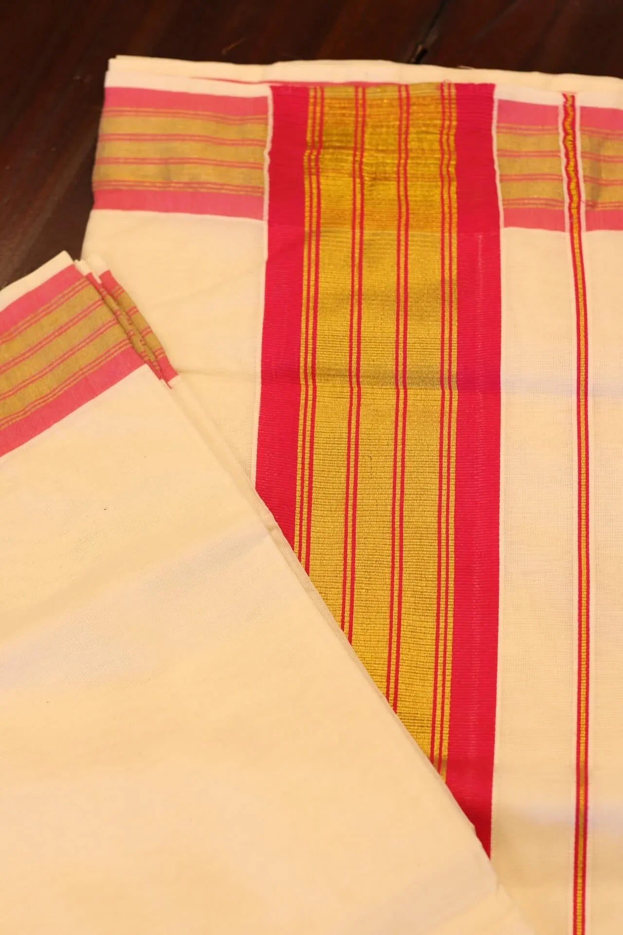 Onam Set Saree – Rani Pink color border