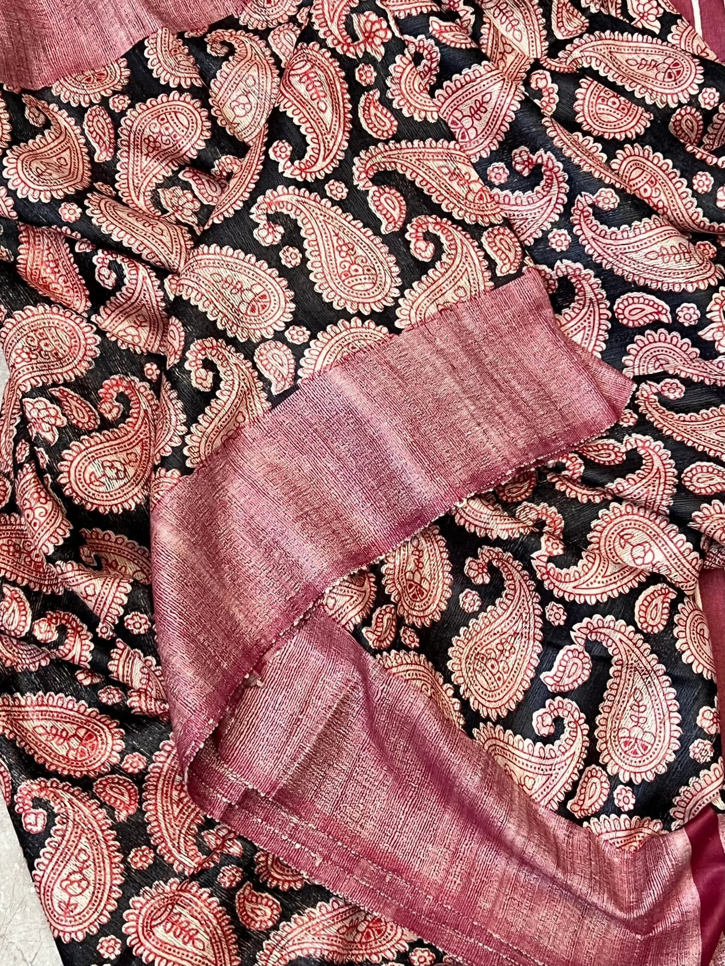 Handloom Giccha silk saree – Ajrakh block prints