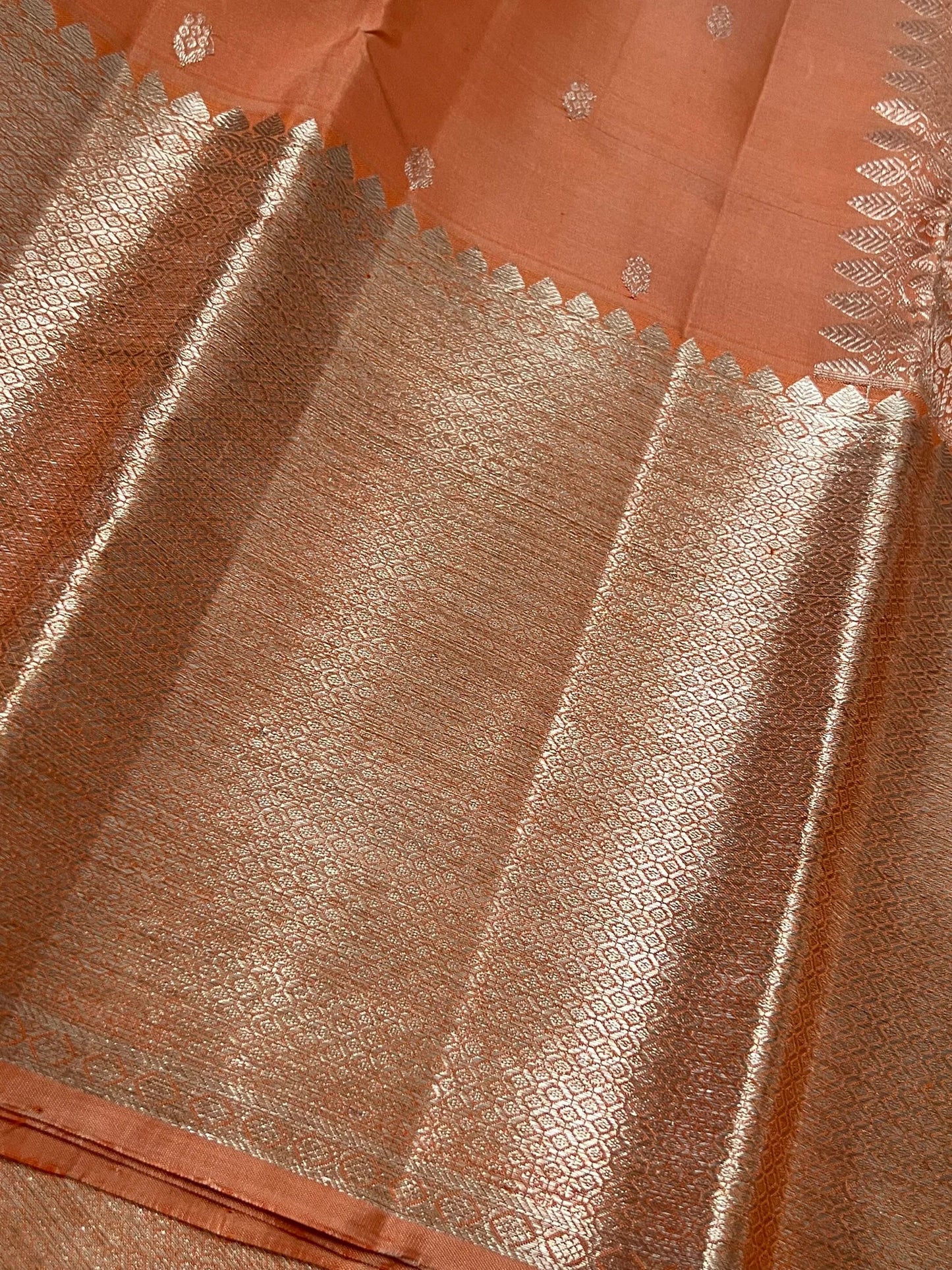 Handloom KANJIVARAM PURE SILK SAREE WITH SILVER ZARI BORDERS - Dark Peach