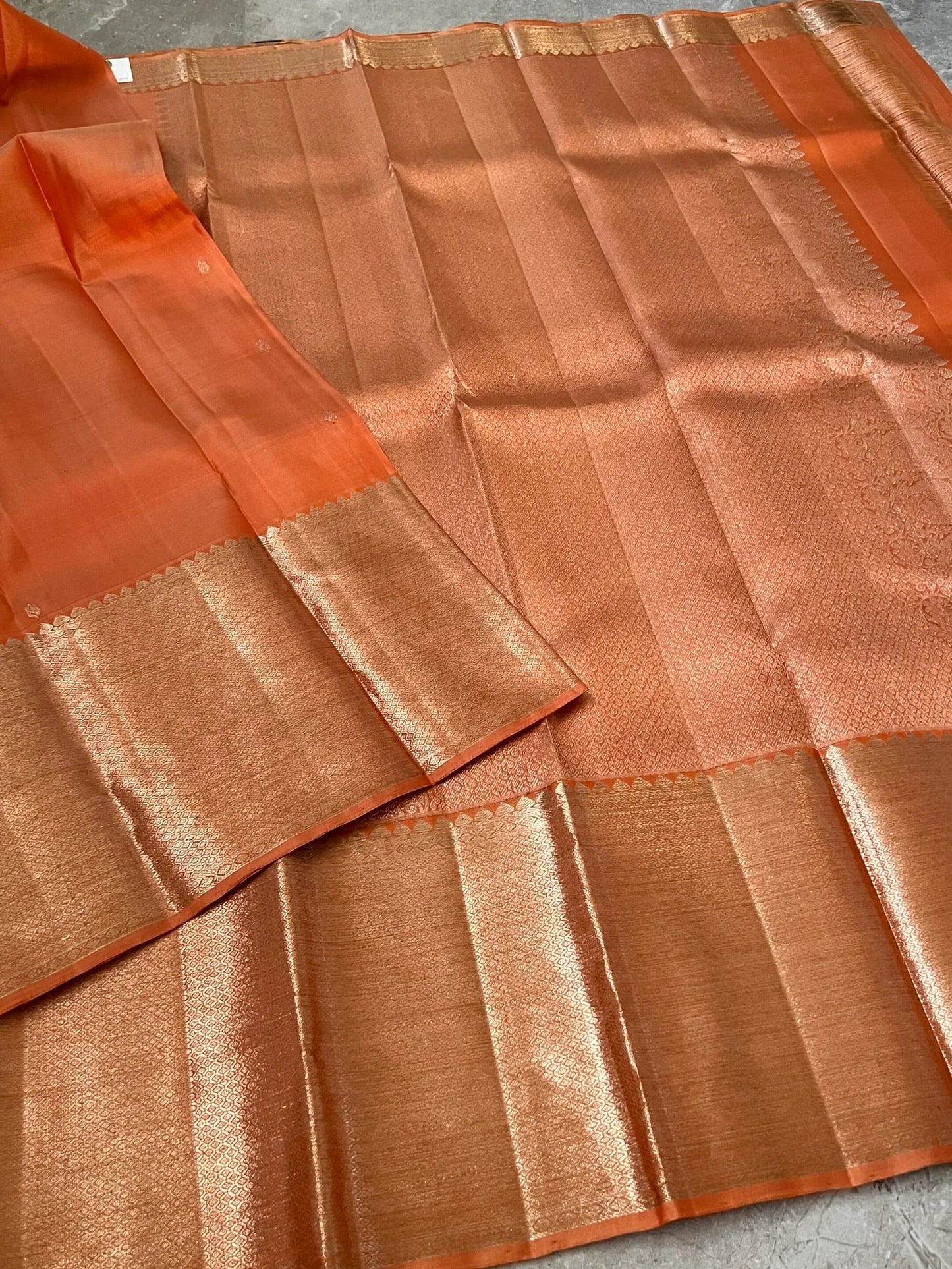 Handloom KANJIVARAM PURE SILK SAREE WITH SILVER ZARI BORDERS - Dark Peach