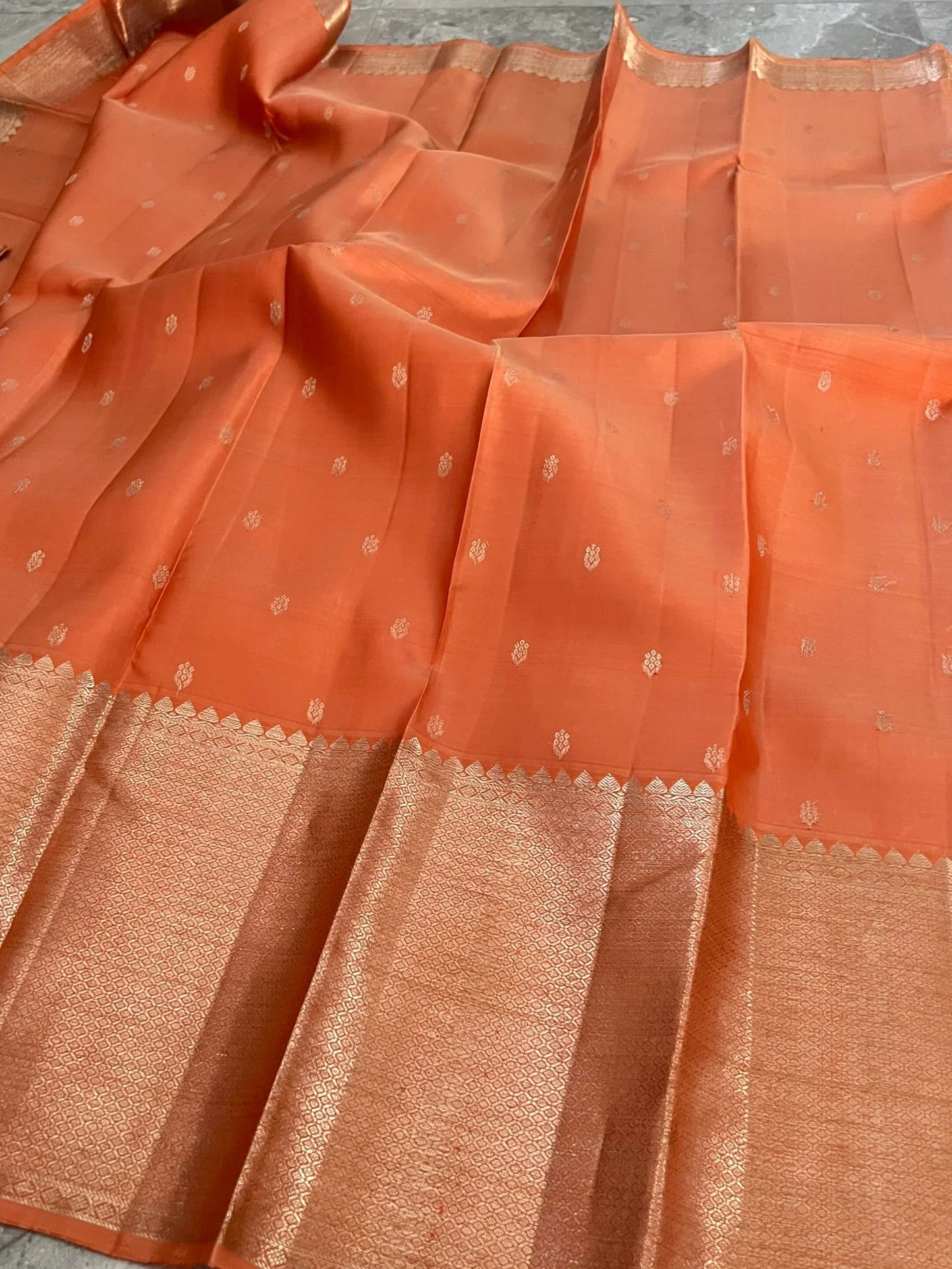 Handloom KANJIVARAM PURE SILK SAREE WITH SILVER ZARI BORDERS - Dark Peach