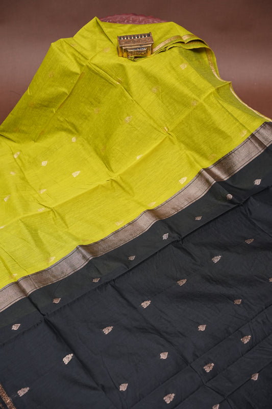Maheshwari Silk Cotton Saree - Green and Black