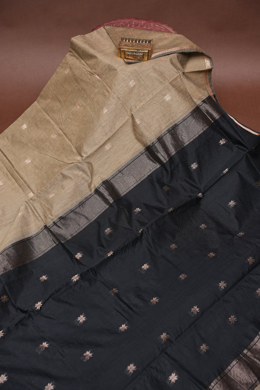 Maheshwari Silk Cotton Saree - Grey and Black