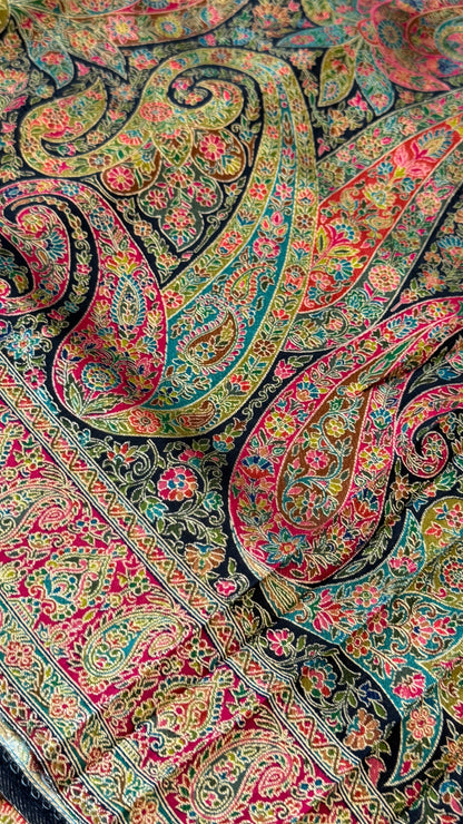 A Kashmiri Pashmina Banarasi Handwoven Floral Saree - Black