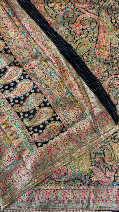 A Kashmiri Pashmina Banarasi Handwoven Floral Saree - Black