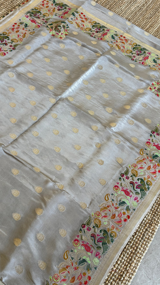 Soft Tissue Silk Saree – Elegant Light Grey with Intricate Weaving