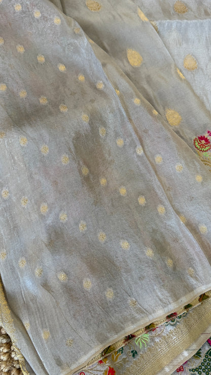 Soft Tissue Silk Saree – Elegant Light Grey with Intricate Weaving