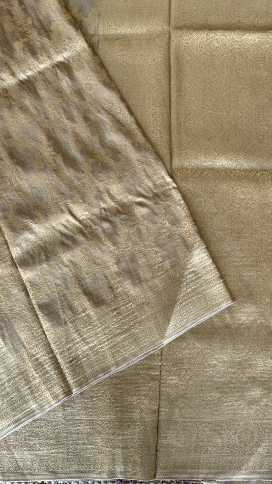 Munga Silk Banarasi Sarees - Subtle Gold Elegance