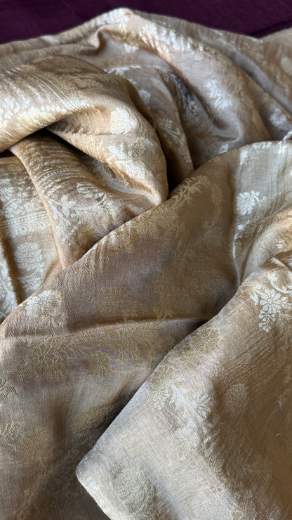 Munga Silk Banarasi Sarees - Subtle Gold Elegance