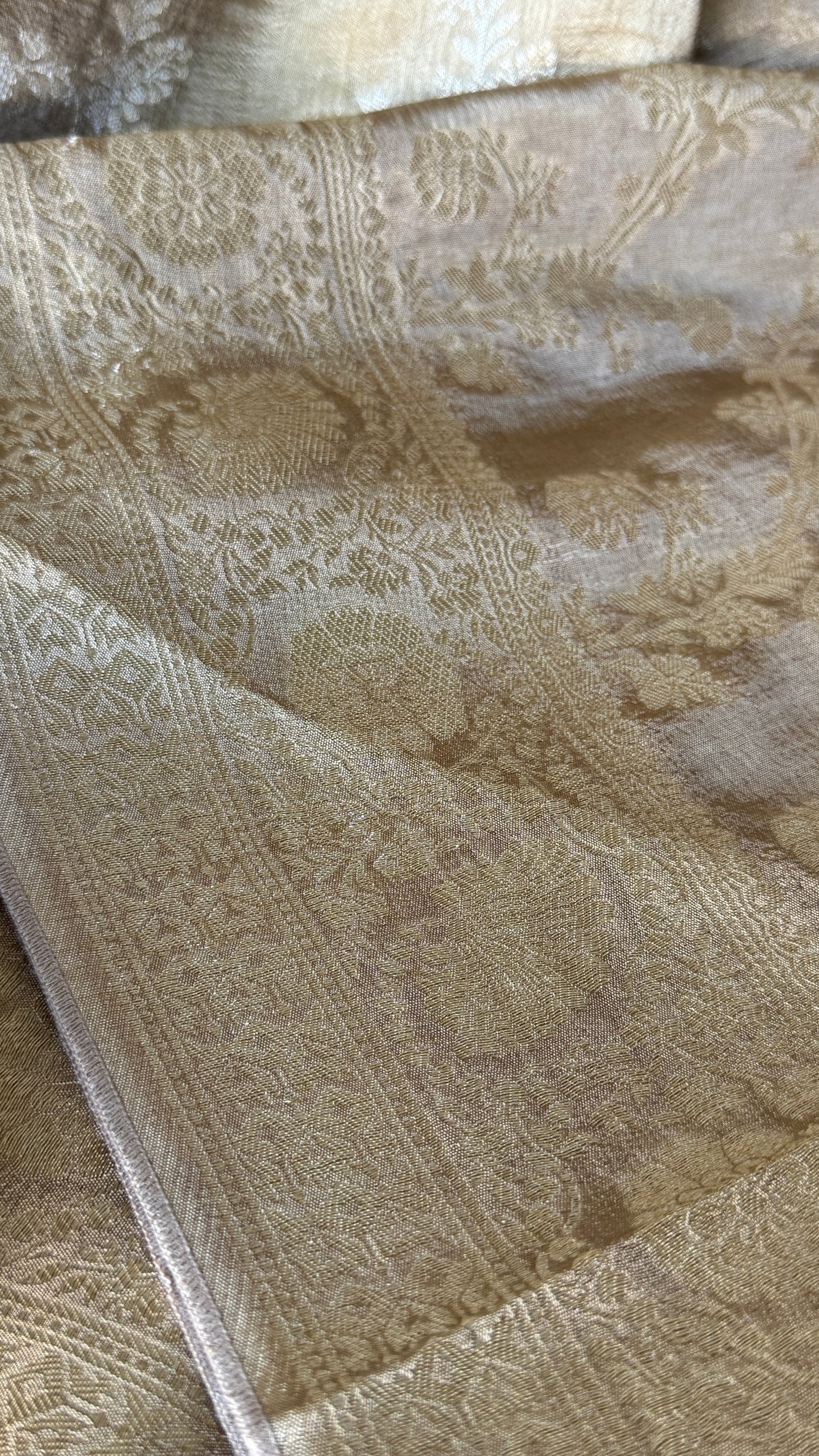 Munga Silk Banarasi Sarees - Subtle Gold Elegance